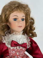 Laadukas posliininukke – 45 cm