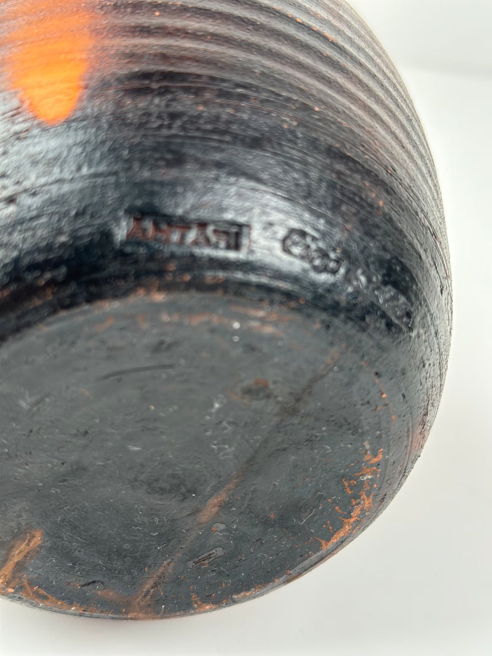 Erja Koskela – savupoltettu kannu