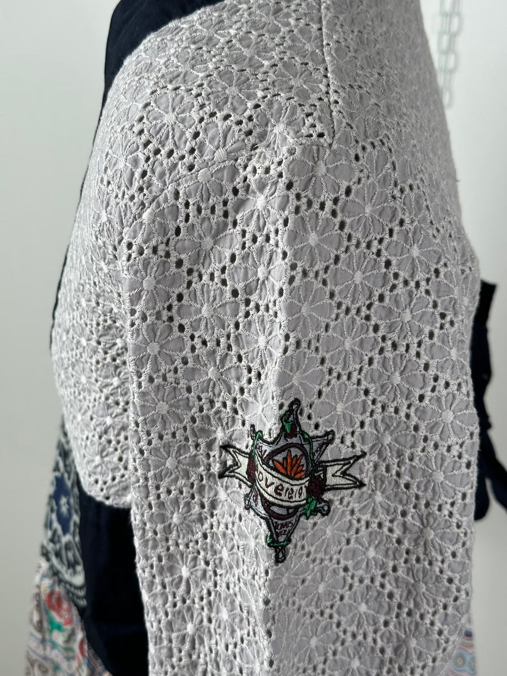 Odd Molly medaljonkimekko (koko M)