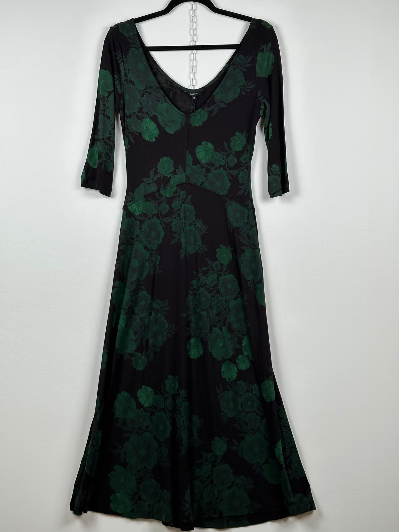 🌿 Desigual viskoosimekko – koko M – uusi | Jackpot Second Hand