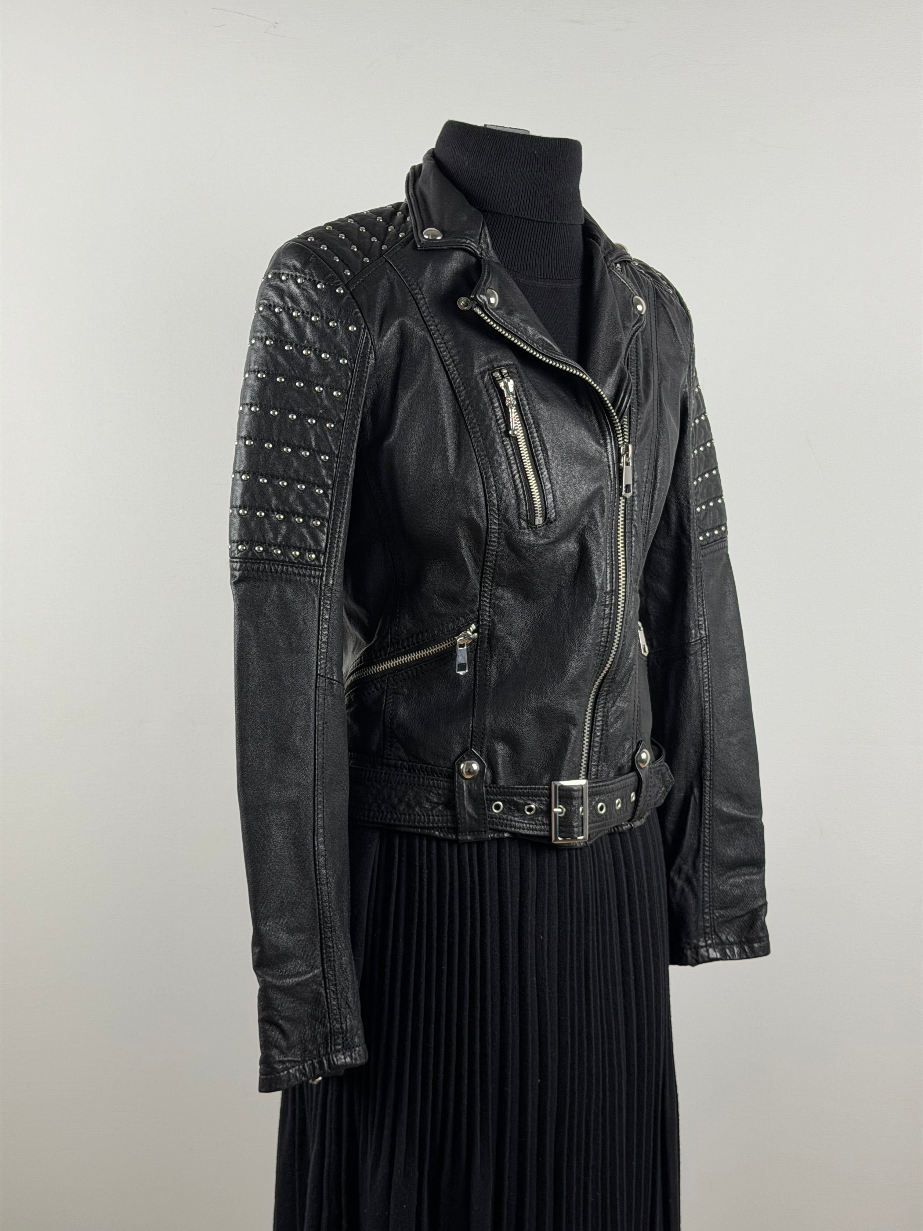 Jofama by Kristine Ullebø nahkatakki (koko 36)