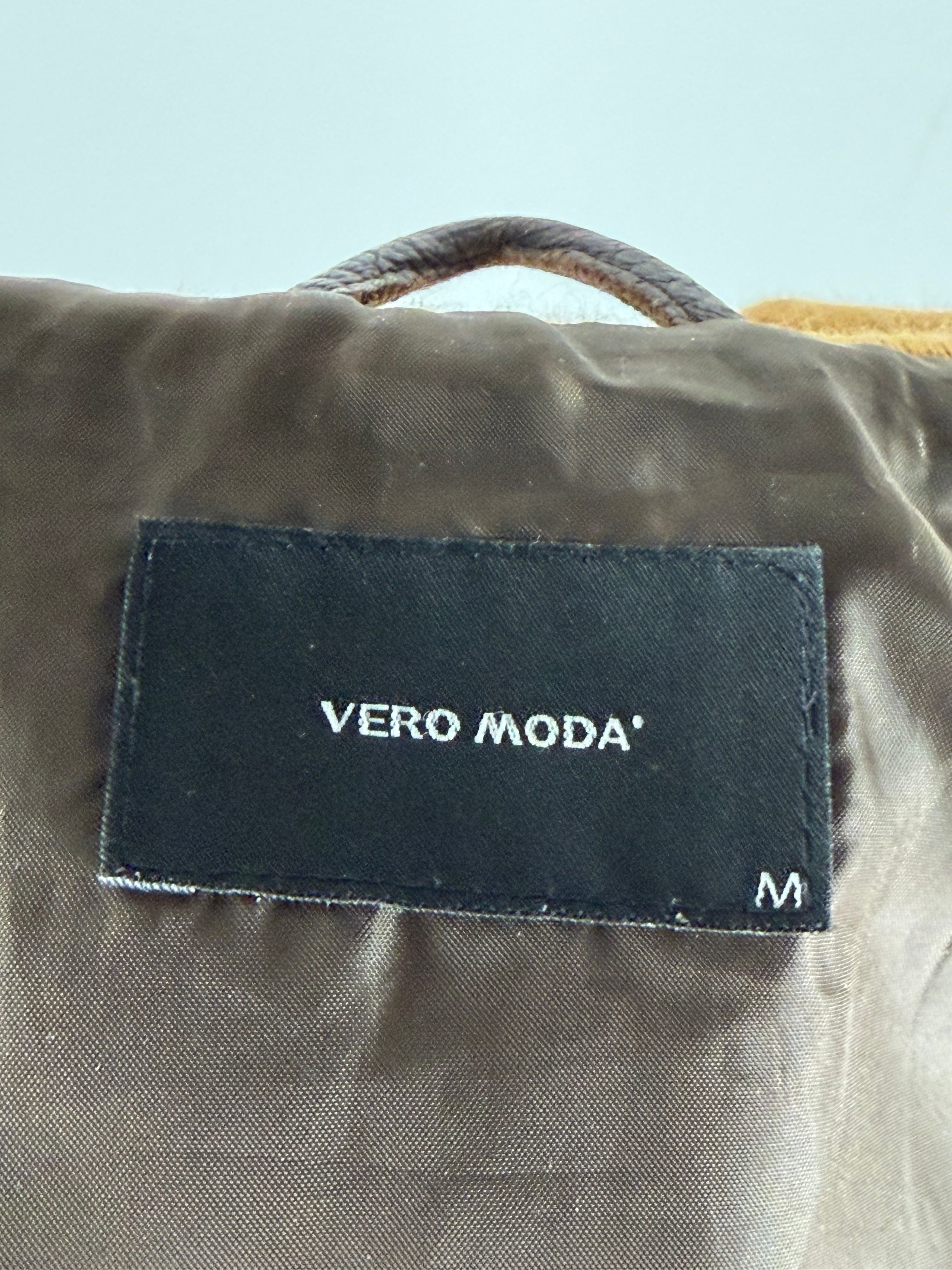 Vero Moda “Claudia” vintage nahkatakki – koko M