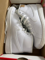 Nike Court Royale Mid