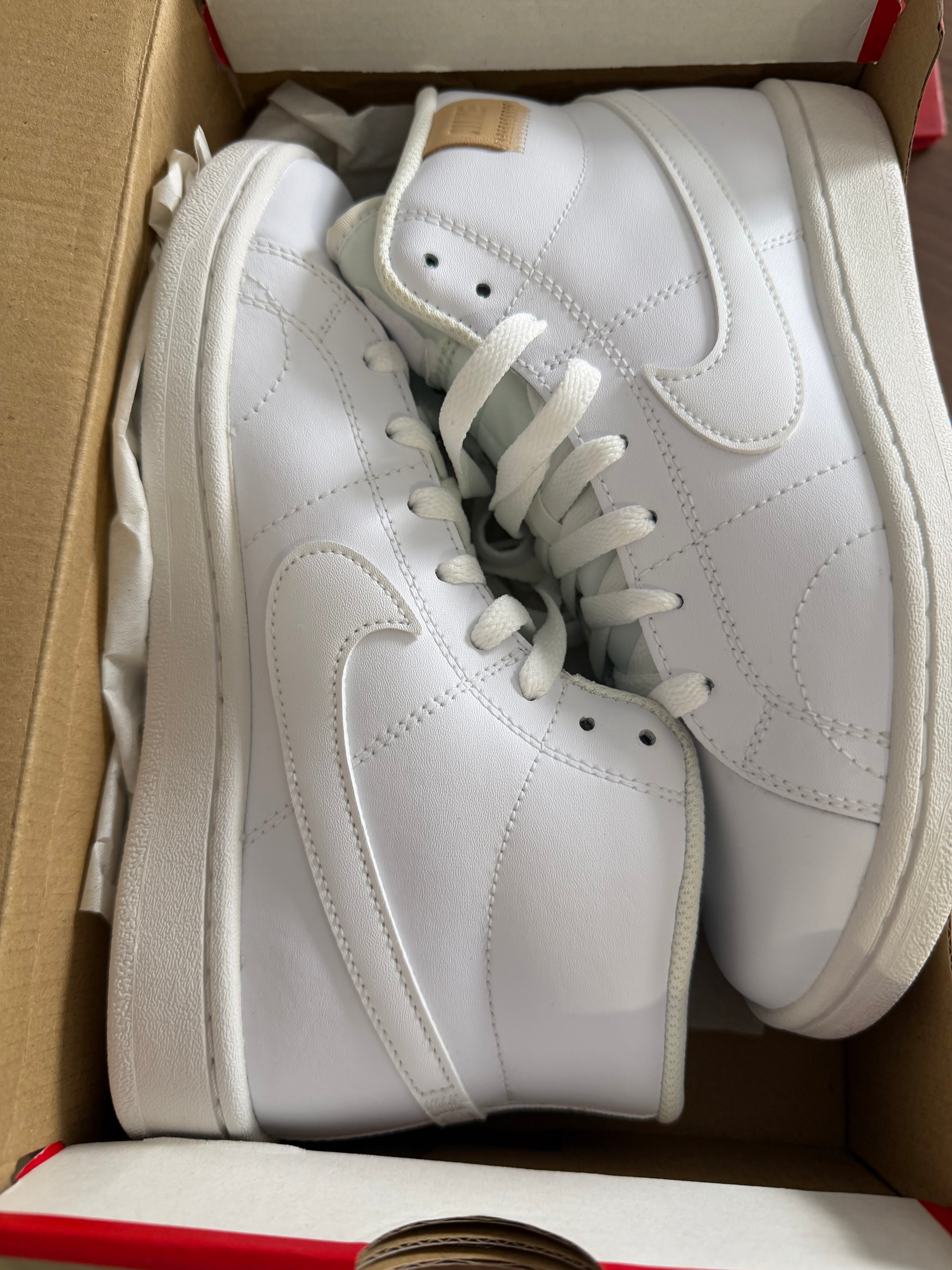 Nike Court Royale Mid
