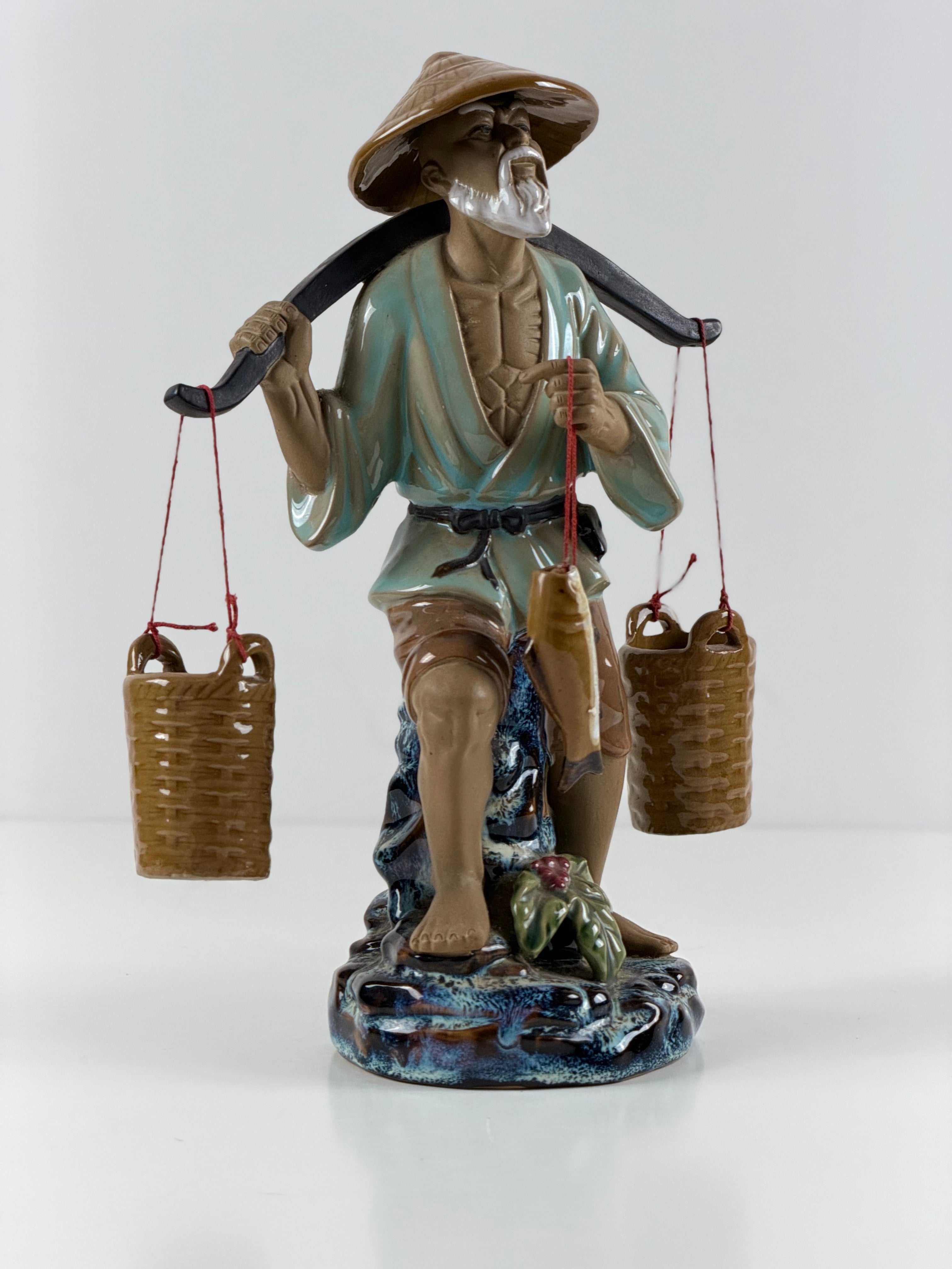 Shiwan Chinese Fisherman – suuri lasitettu kiinalainen keramiikkafiguuri 33 cm