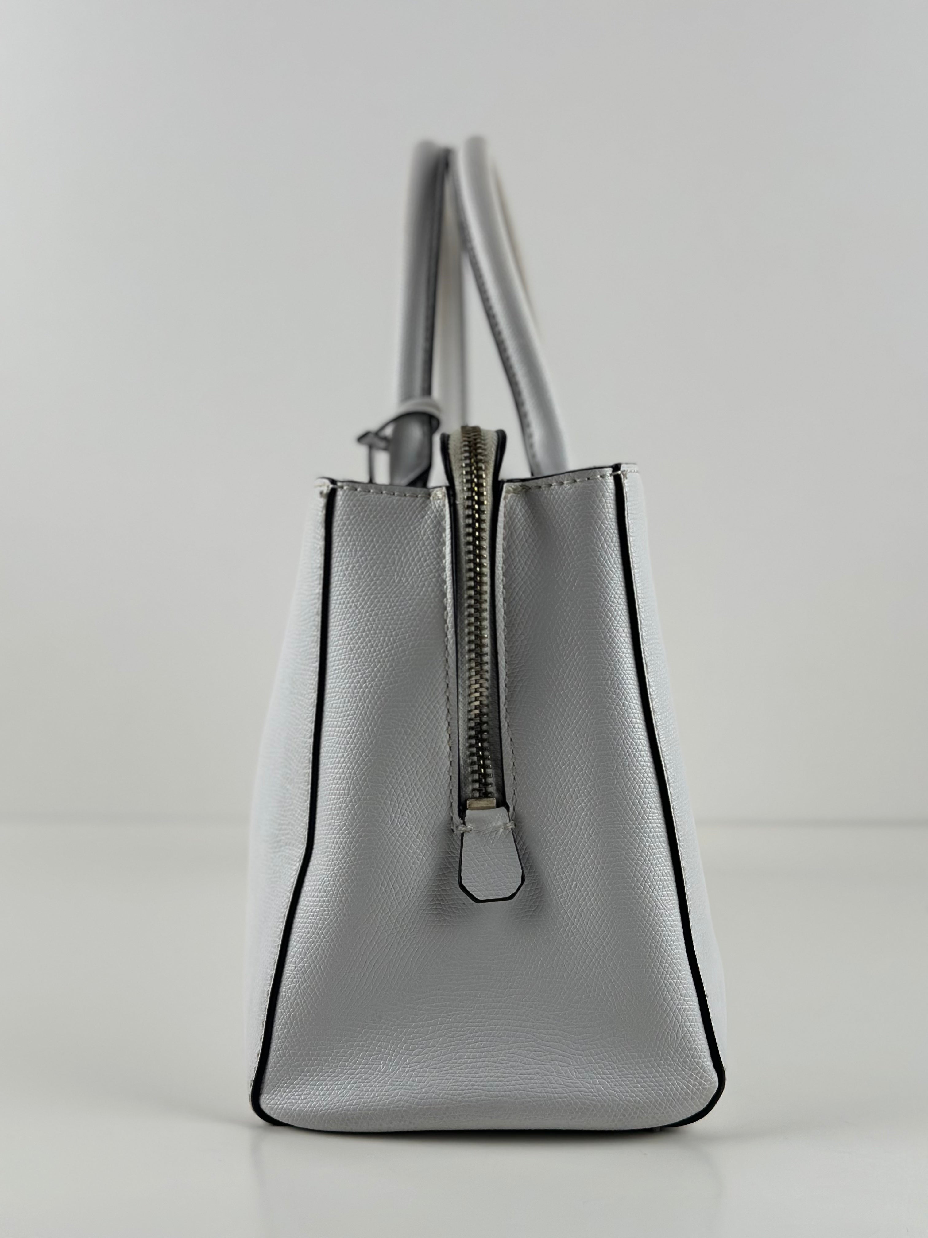 Guess Vikky Satchel – valkoinen laukku