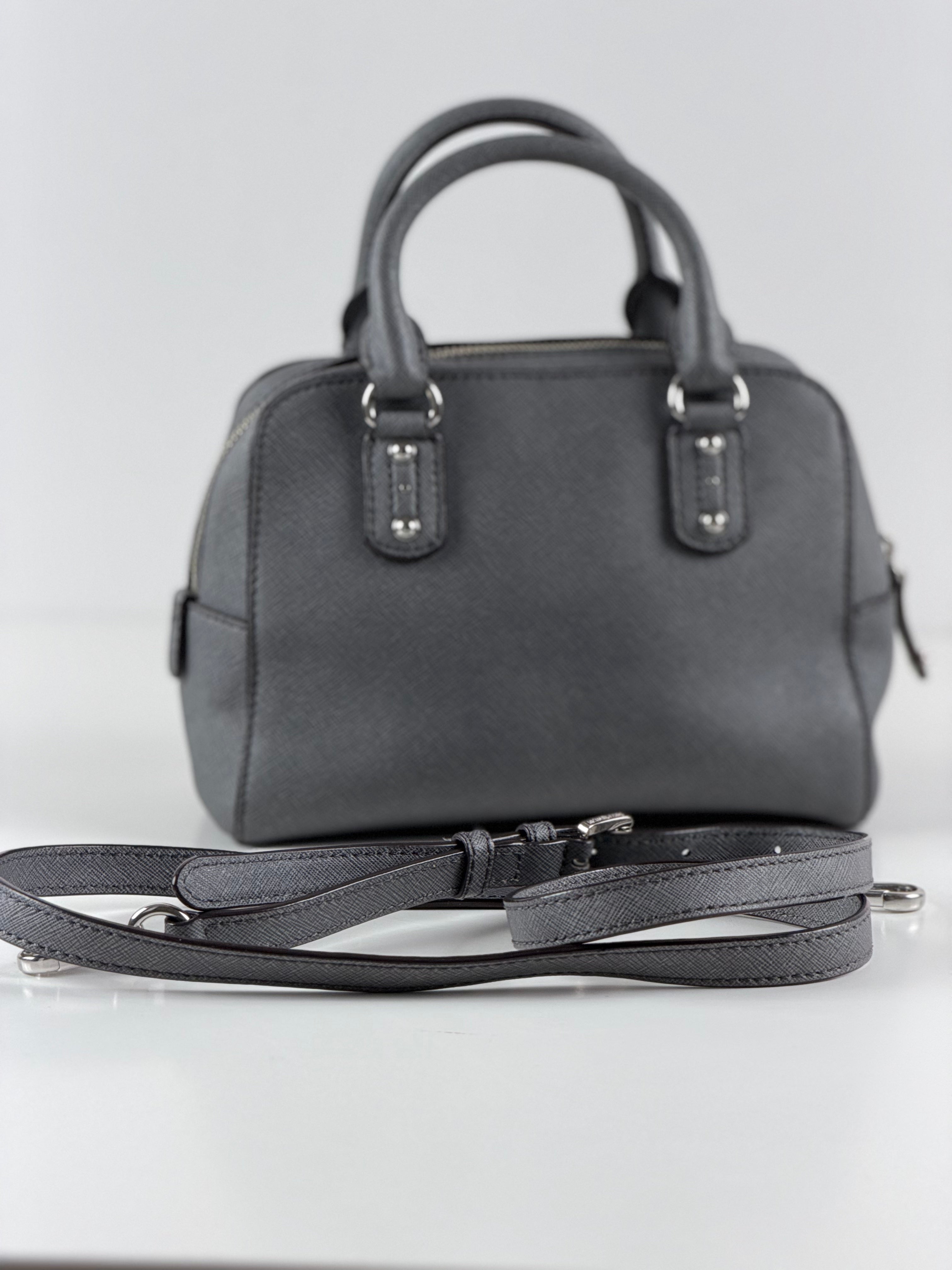 Michael Kors harmaa crossbody / pikkulaukku