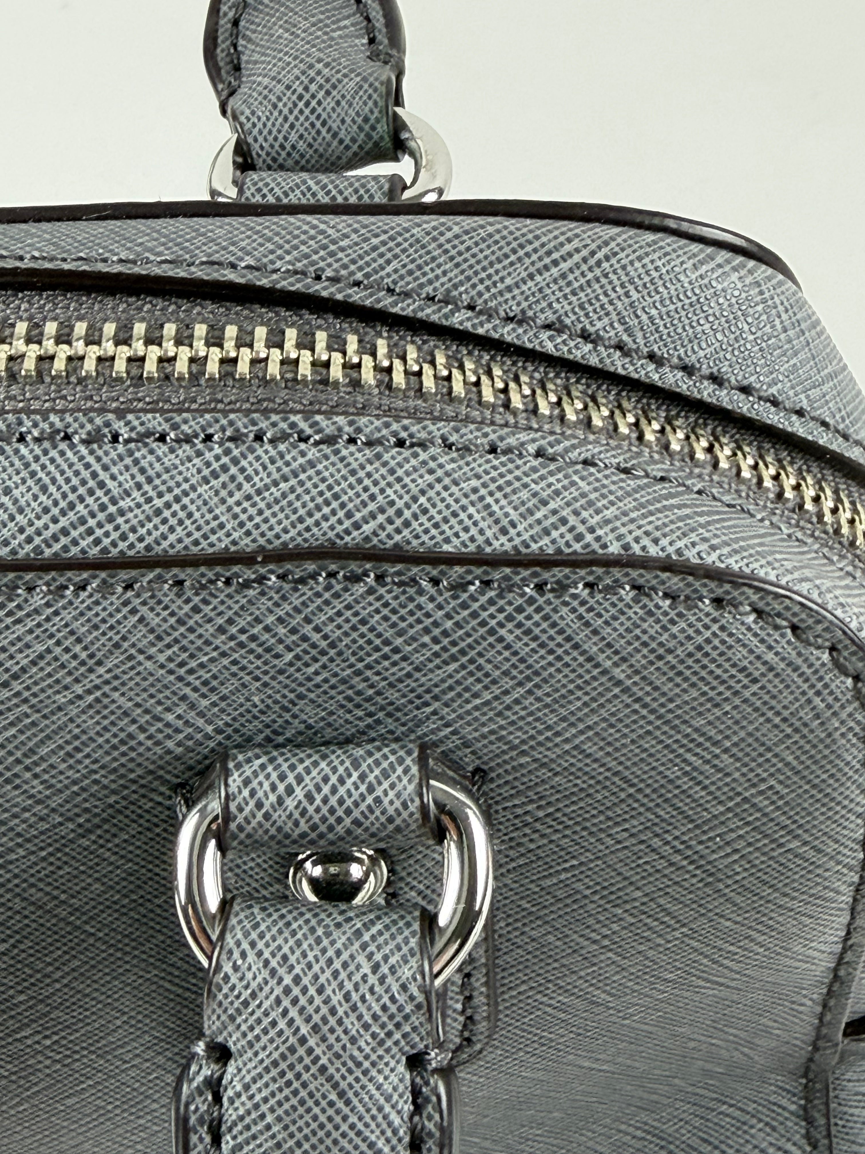 Michael Kors harmaa crossbody / pikkulaukku