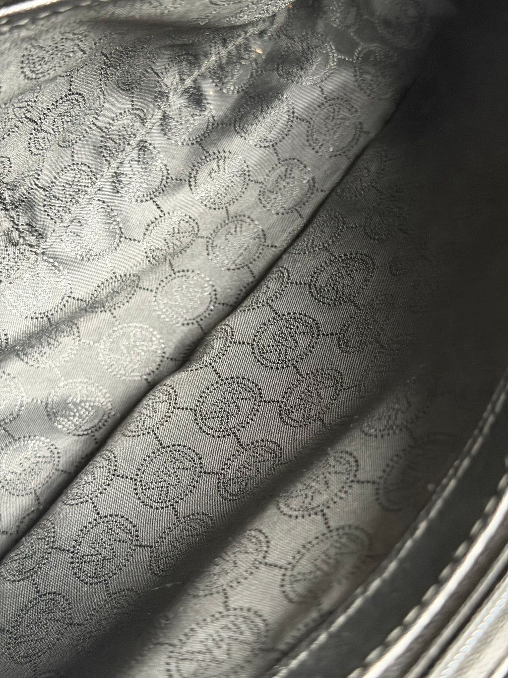 Michael Kors Hamilton Satchel -käsilaukku, musta
