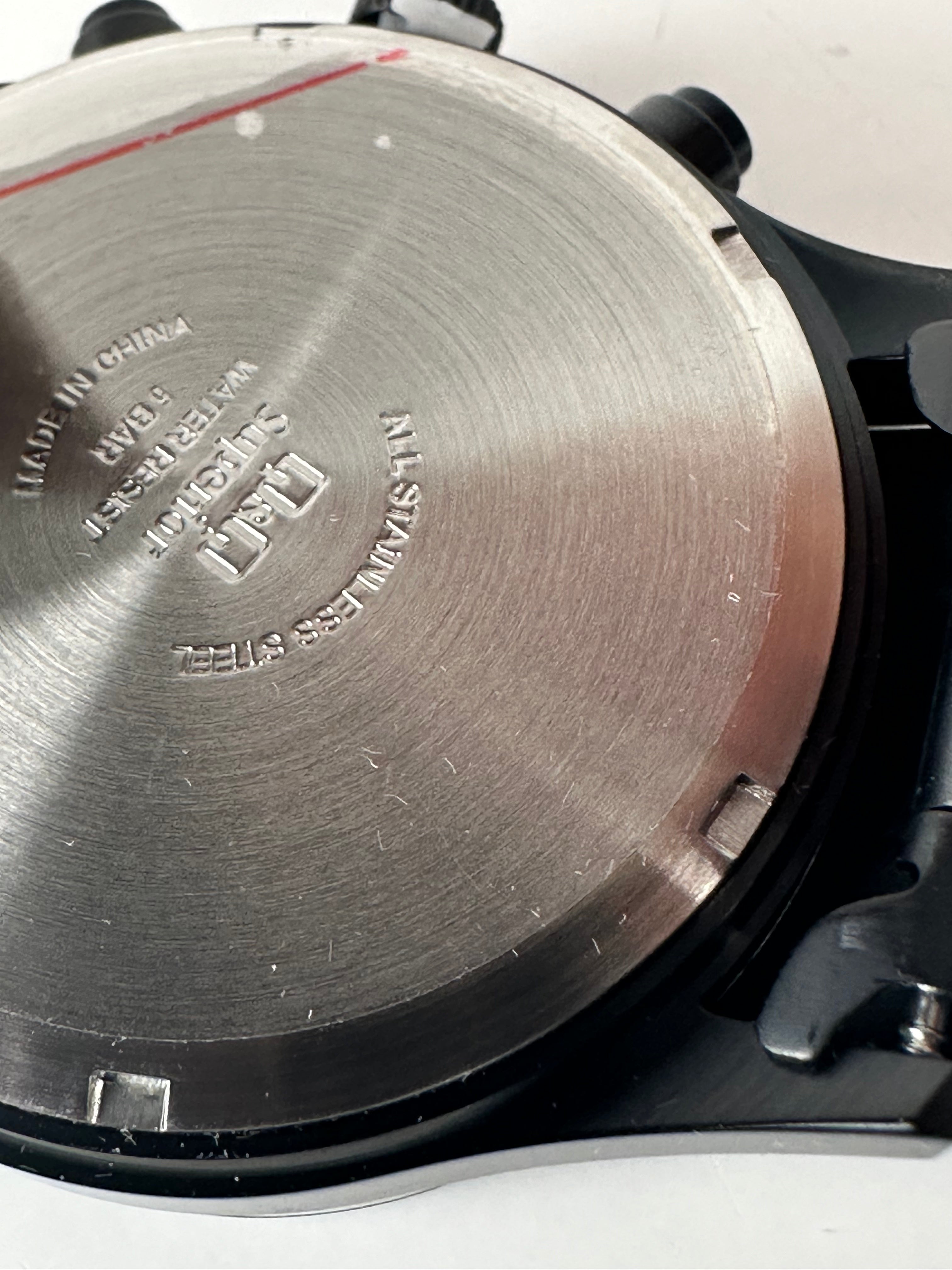 Q&Q Superior C24A-005PY – Miesten kronografi (uusi, takuulla)