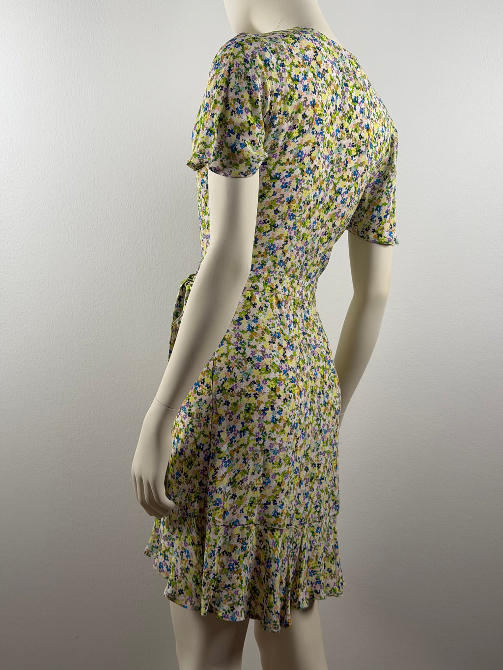 Indiska Nola Short Dress – uusi kukkakuosinen kesämekko, XS (34)