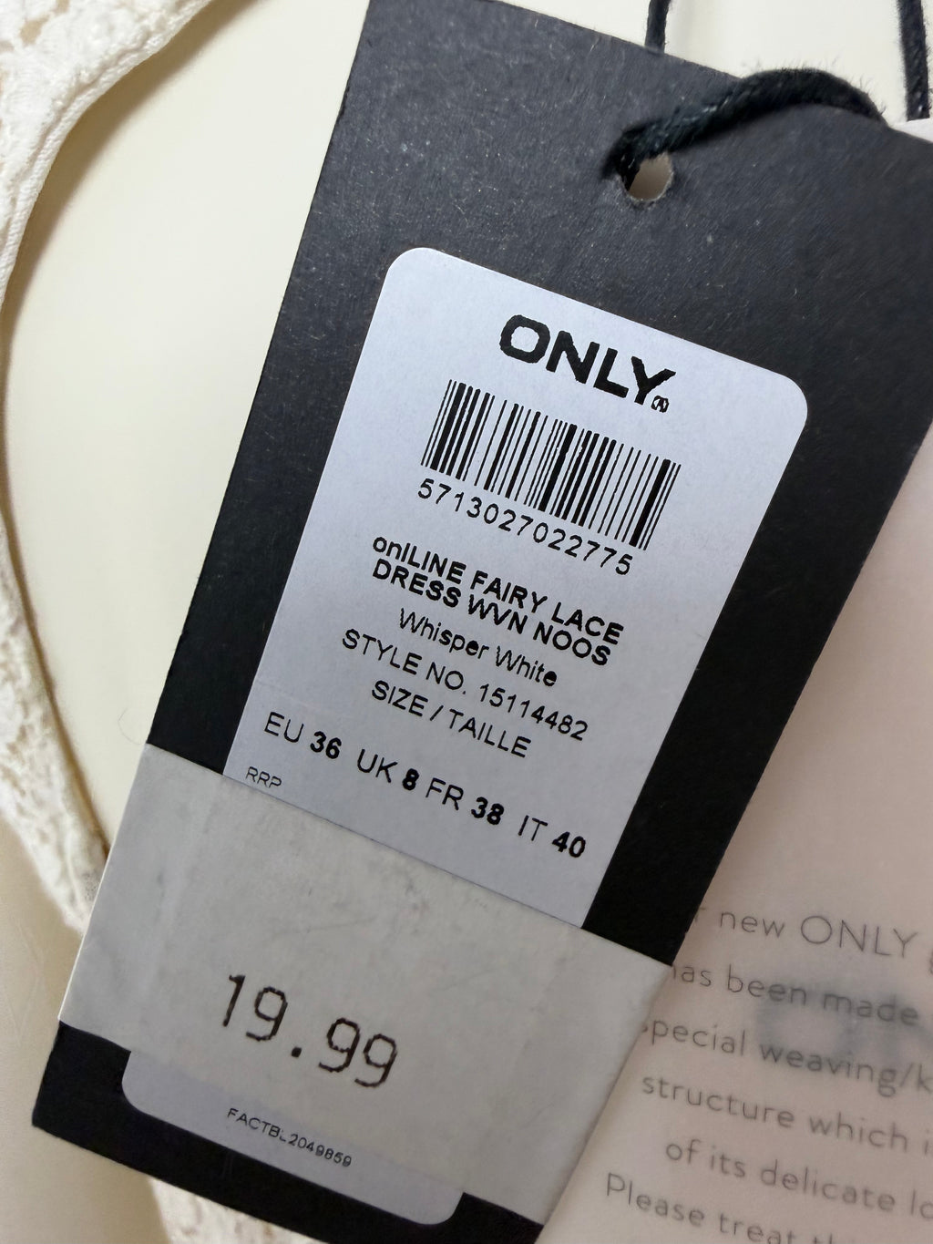 ONLY pitsimekko, luonnonvalkoinen – uusi lapuilla
