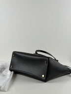 Michael Kors Voyager Medium Multifunction Tote Leather – musta nahkalaukku