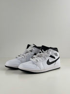 Air Jordan 1 Mid White/Black