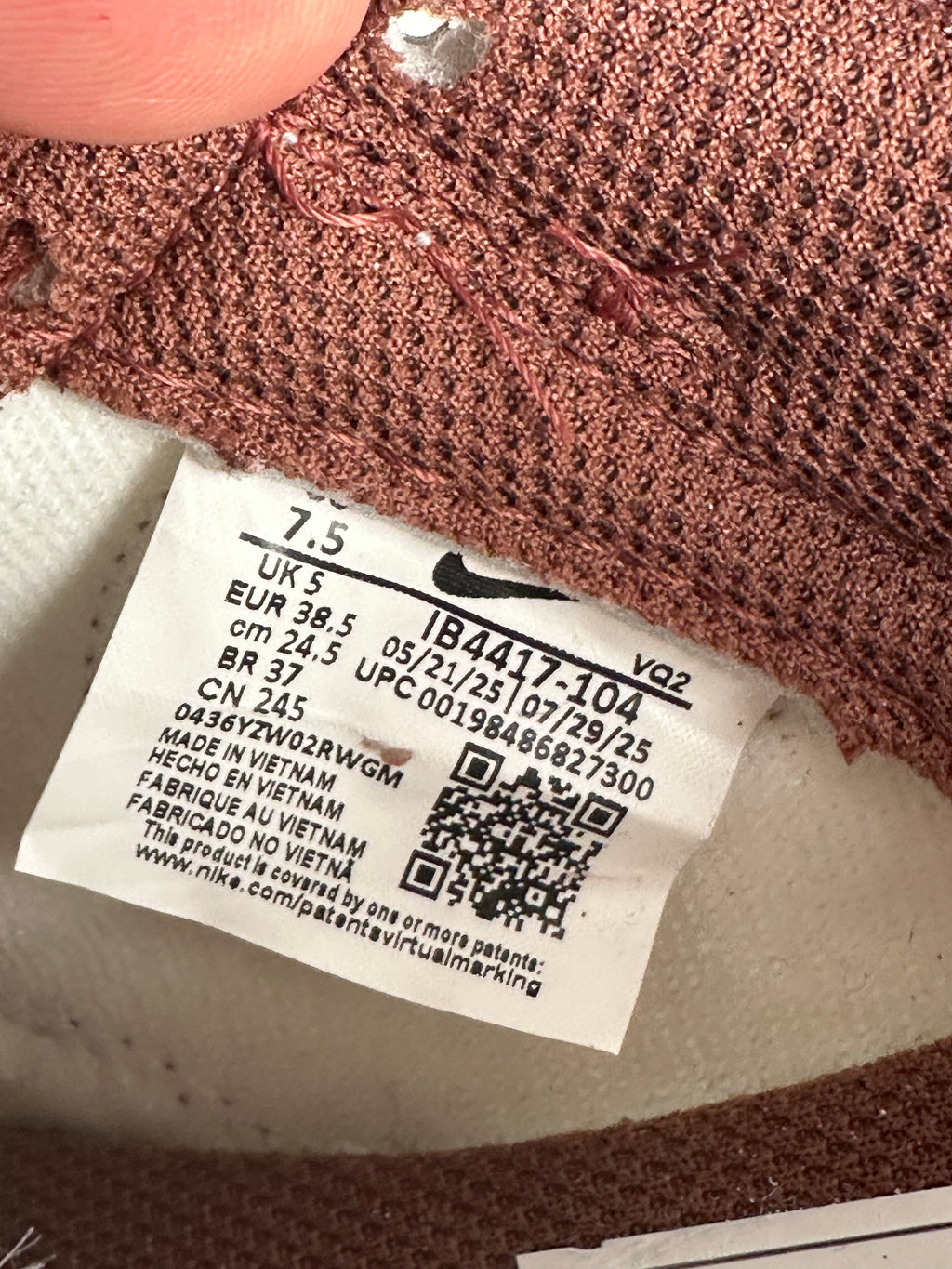 Nike Dunk Low (WMNS) “Sail / Red Sepia / Metallic Gold”