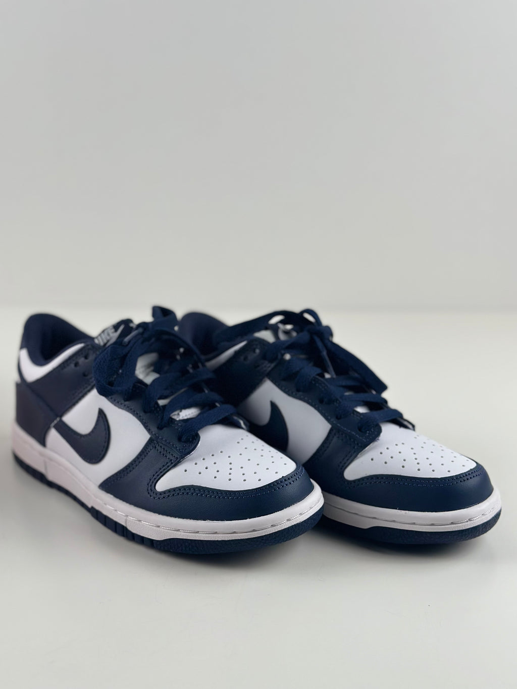 Nike Dunk Low (GS) – White / Midnight Navy