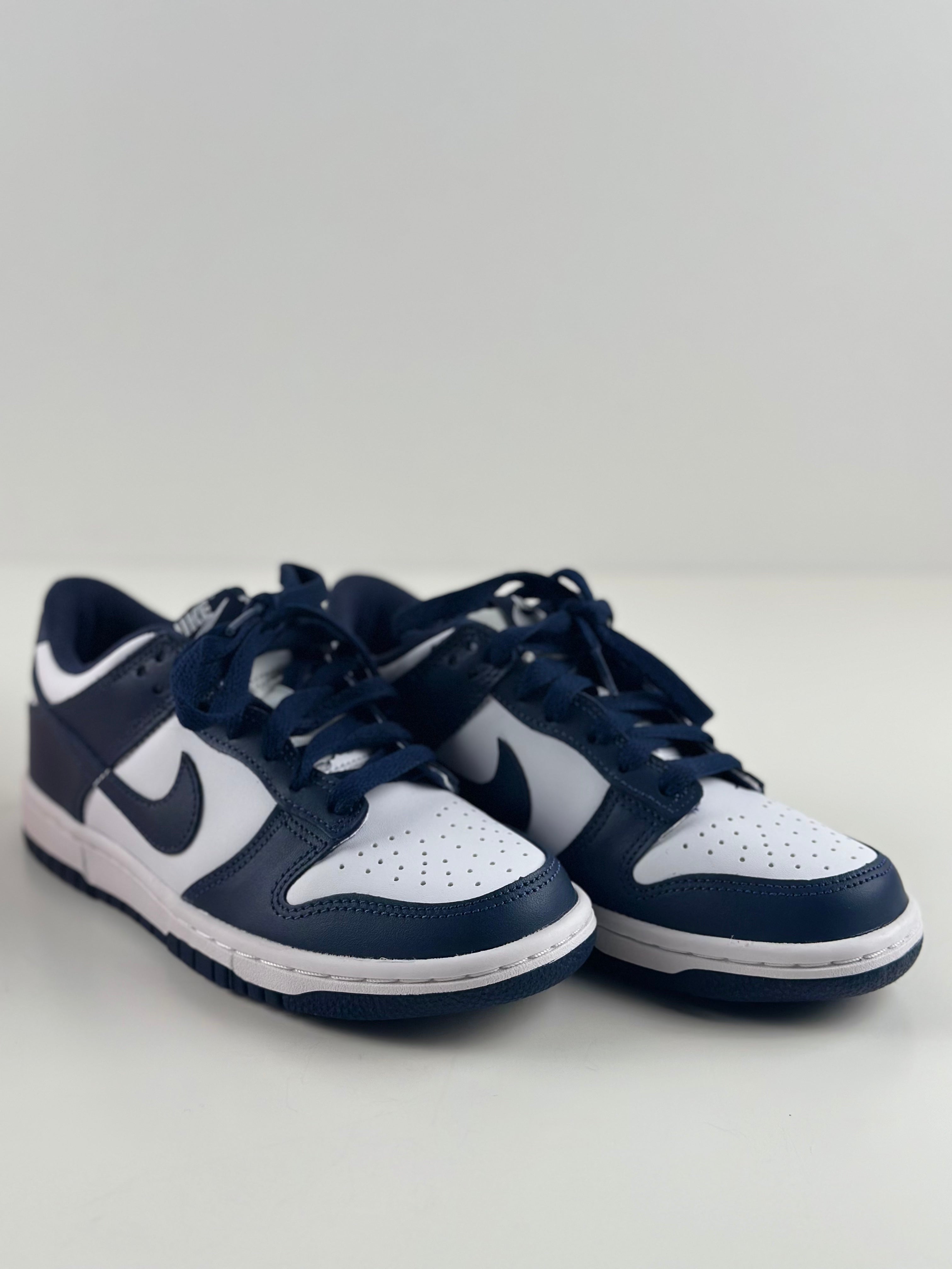 Nike Dunk Low (GS) – White / Midnight Navy