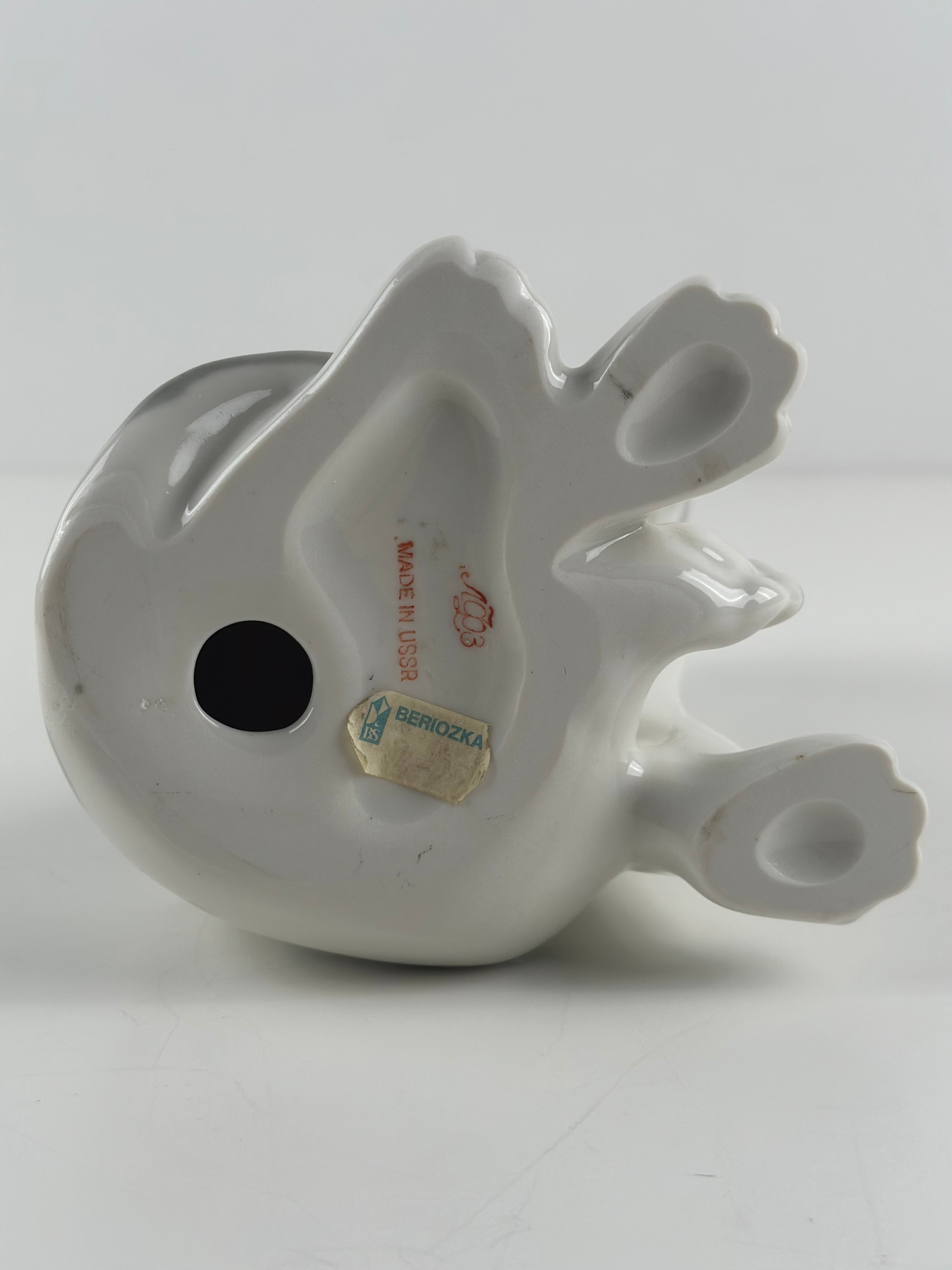 Lomonosov –  posliinikoira