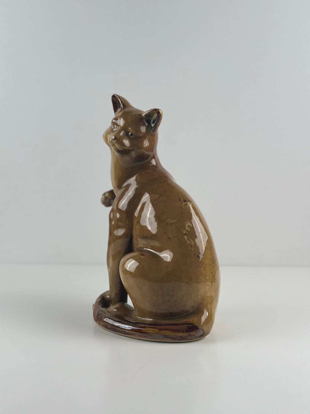 Iso vintage-kissapatsas – lasitettua keramiikkaa (29 cm)