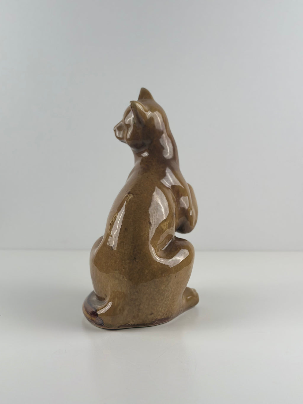 Iso vintage-kissapatsas – lasitettua keramiikkaa (29 cm)