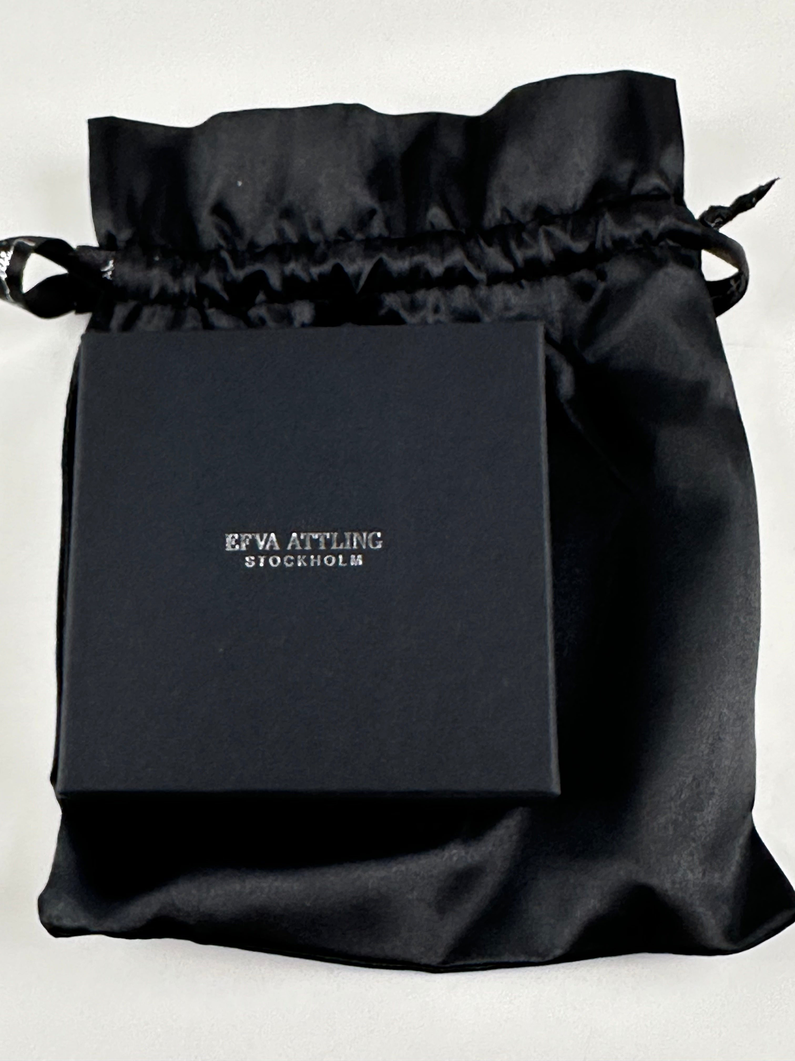 💎 Efva Attling – Sterling‑hopeinen kaulakoru