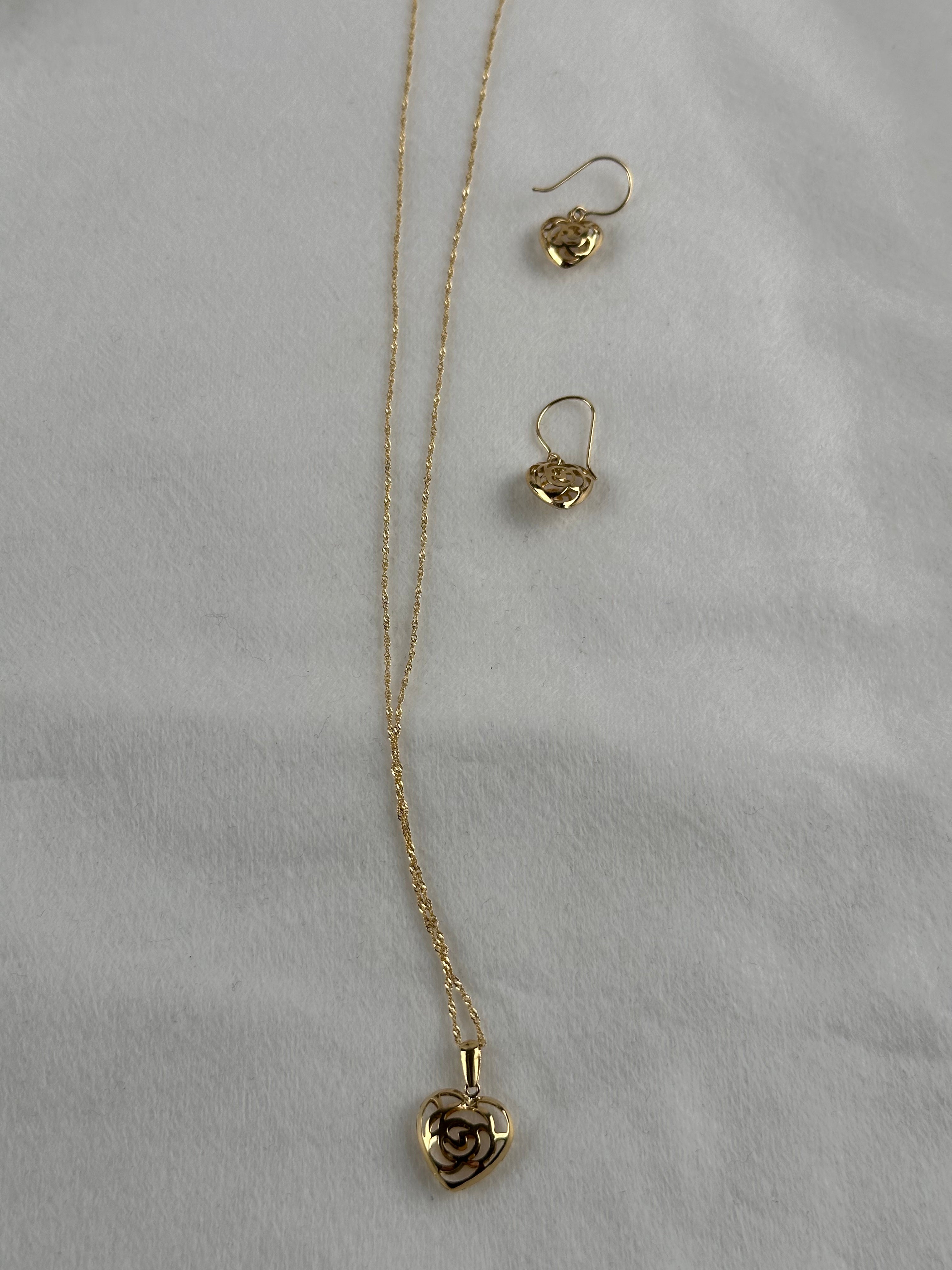 Ruususydän – 14K kultainen korusetti (585)