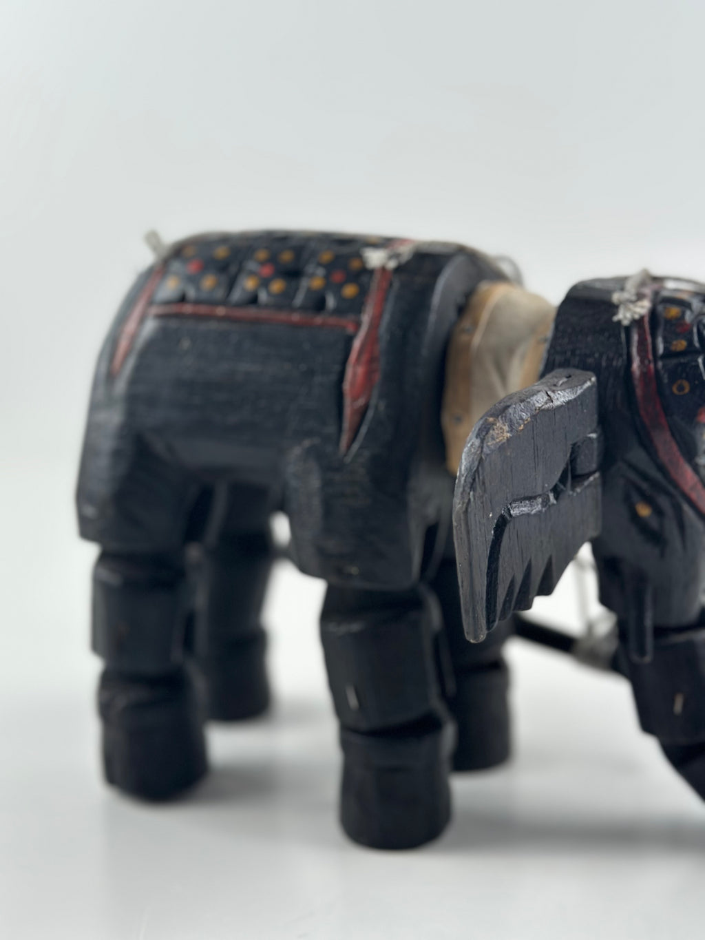 🐘 Intialainen käsin veistetty puunorsu – liikuteltava folk-taide-esine