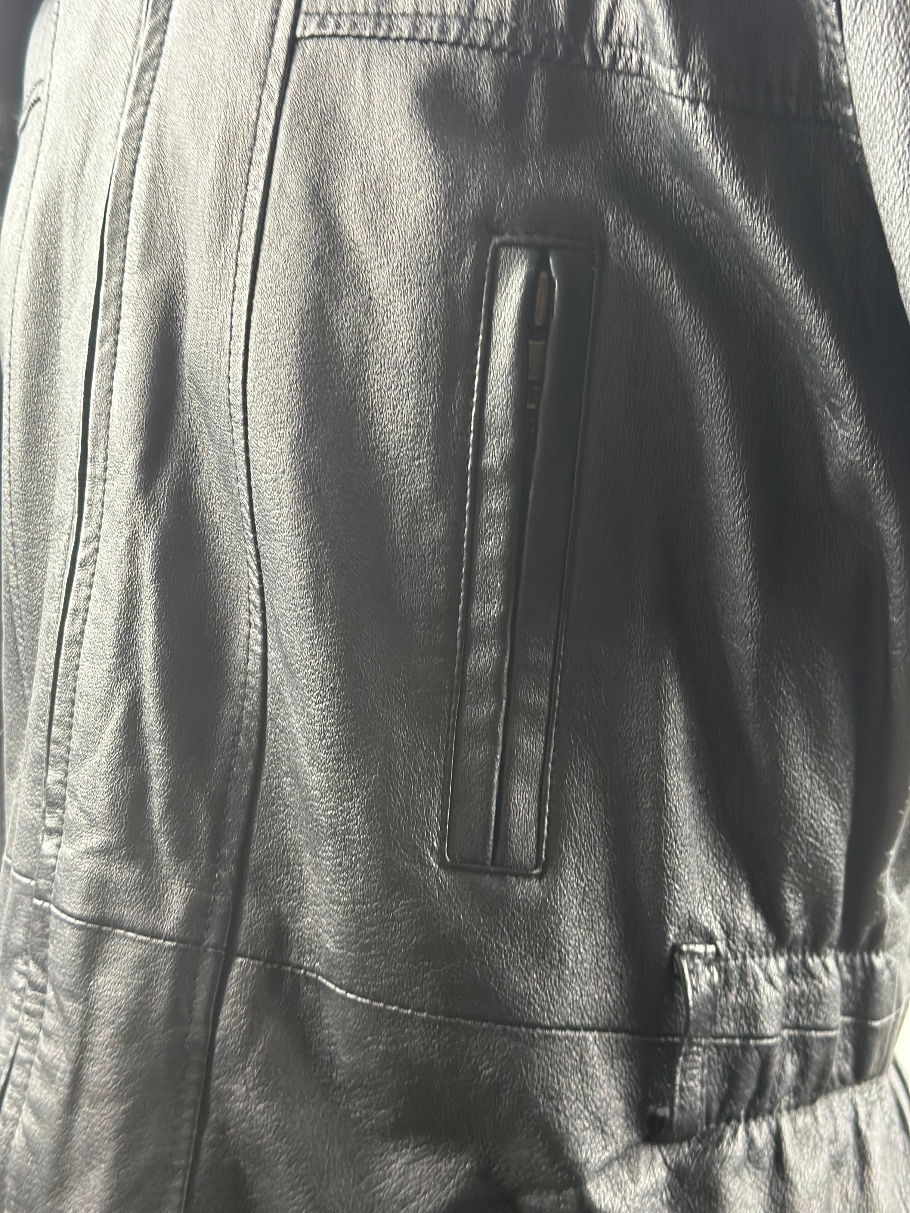 Jofama by Sweden – Naisten nahkatakki teddy-kauluksella (M)