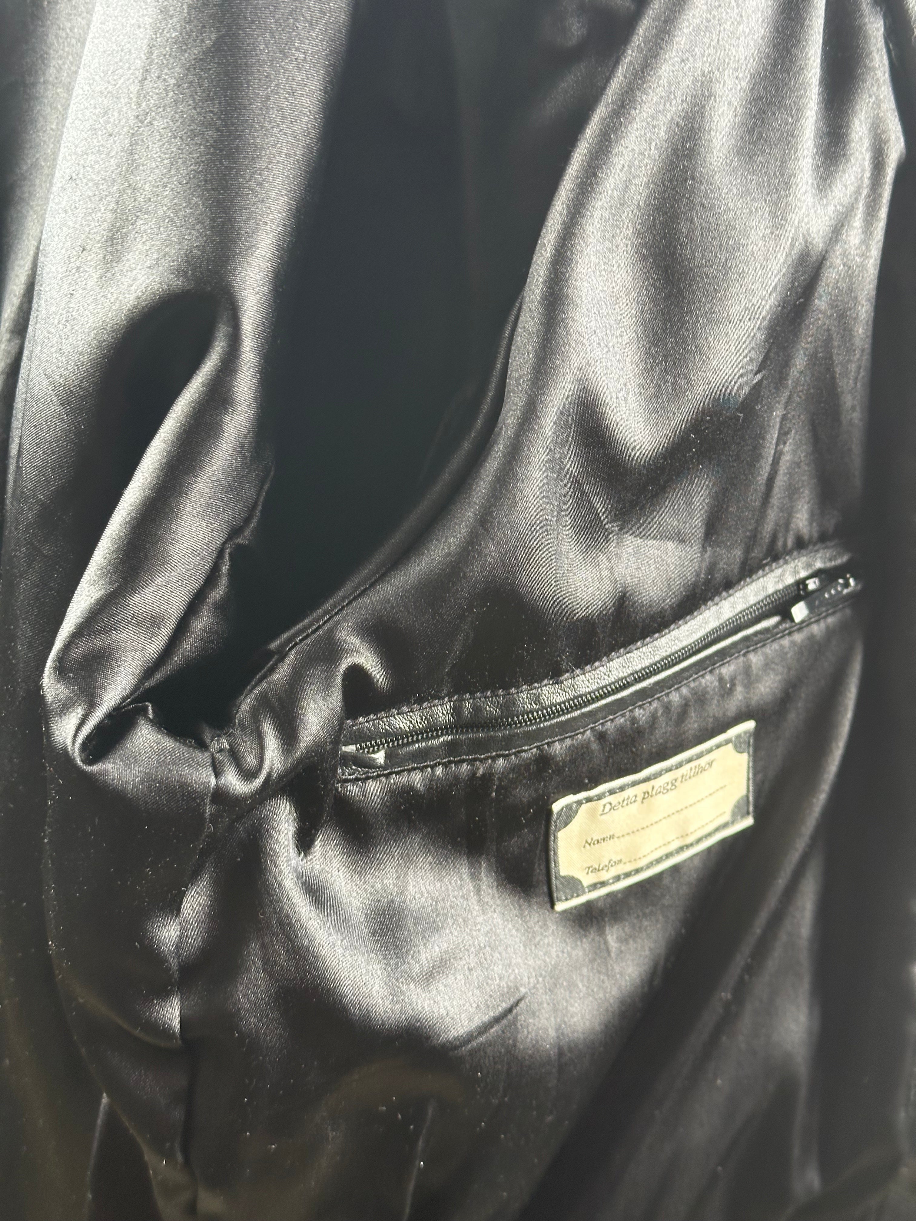 Jofama by Sweden – Naisten nahkatakki teddy-kauluksella (M)