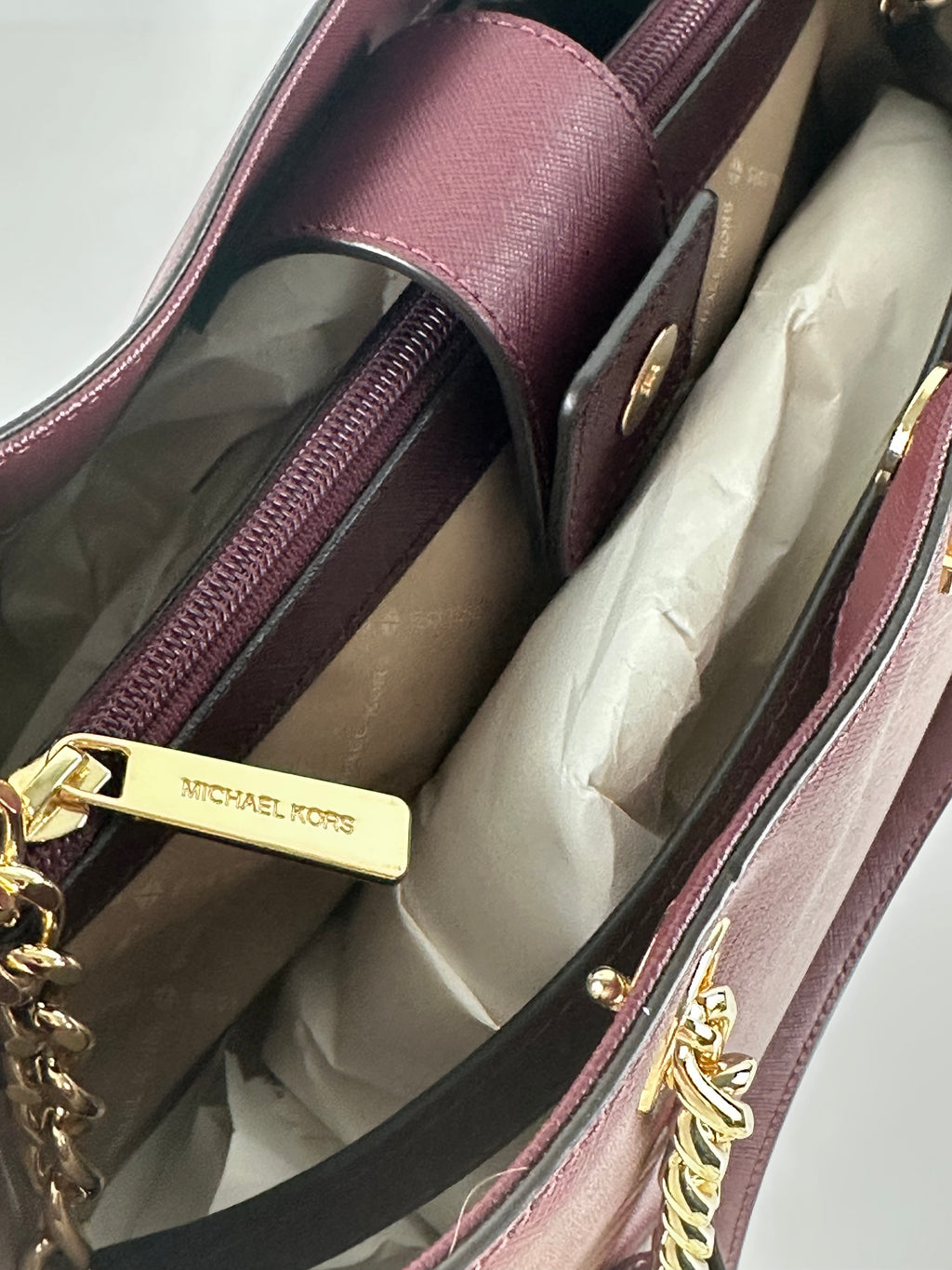 Michael Kors Susannah LG EW Tote – Merlot