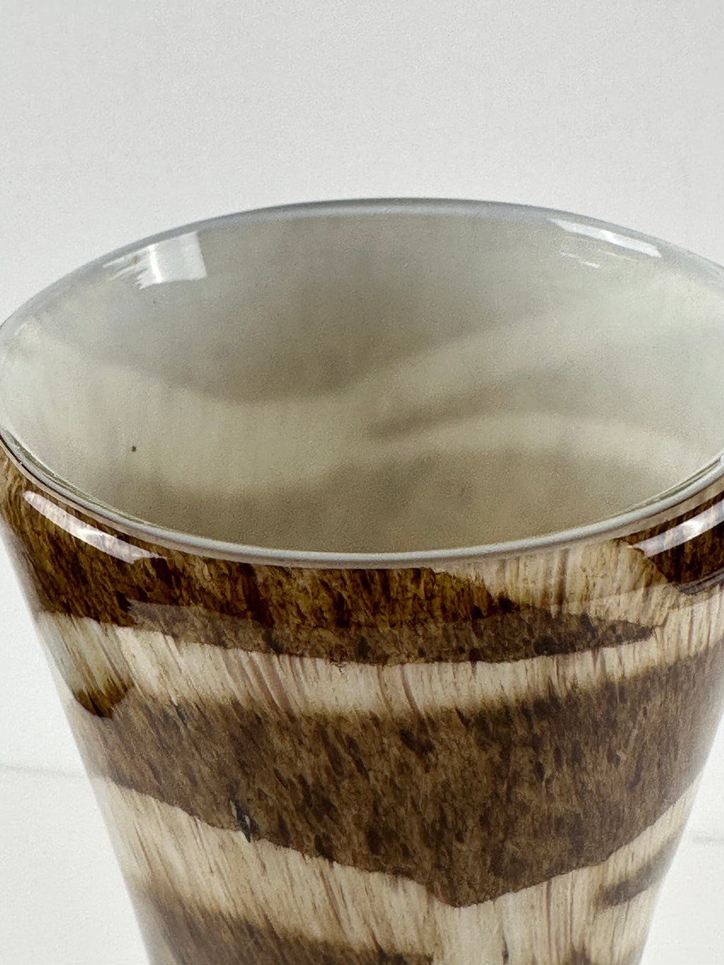 Käsinpuhallettu studiolasimaljakko – 38 cm