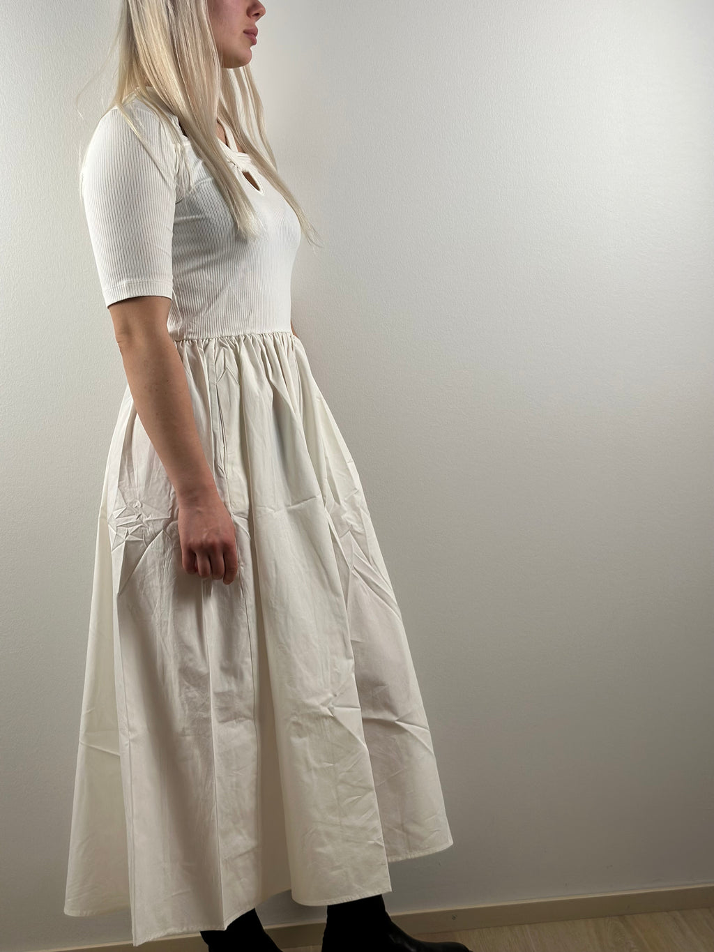 InWear PukiW Dress – Whisper White mekko
