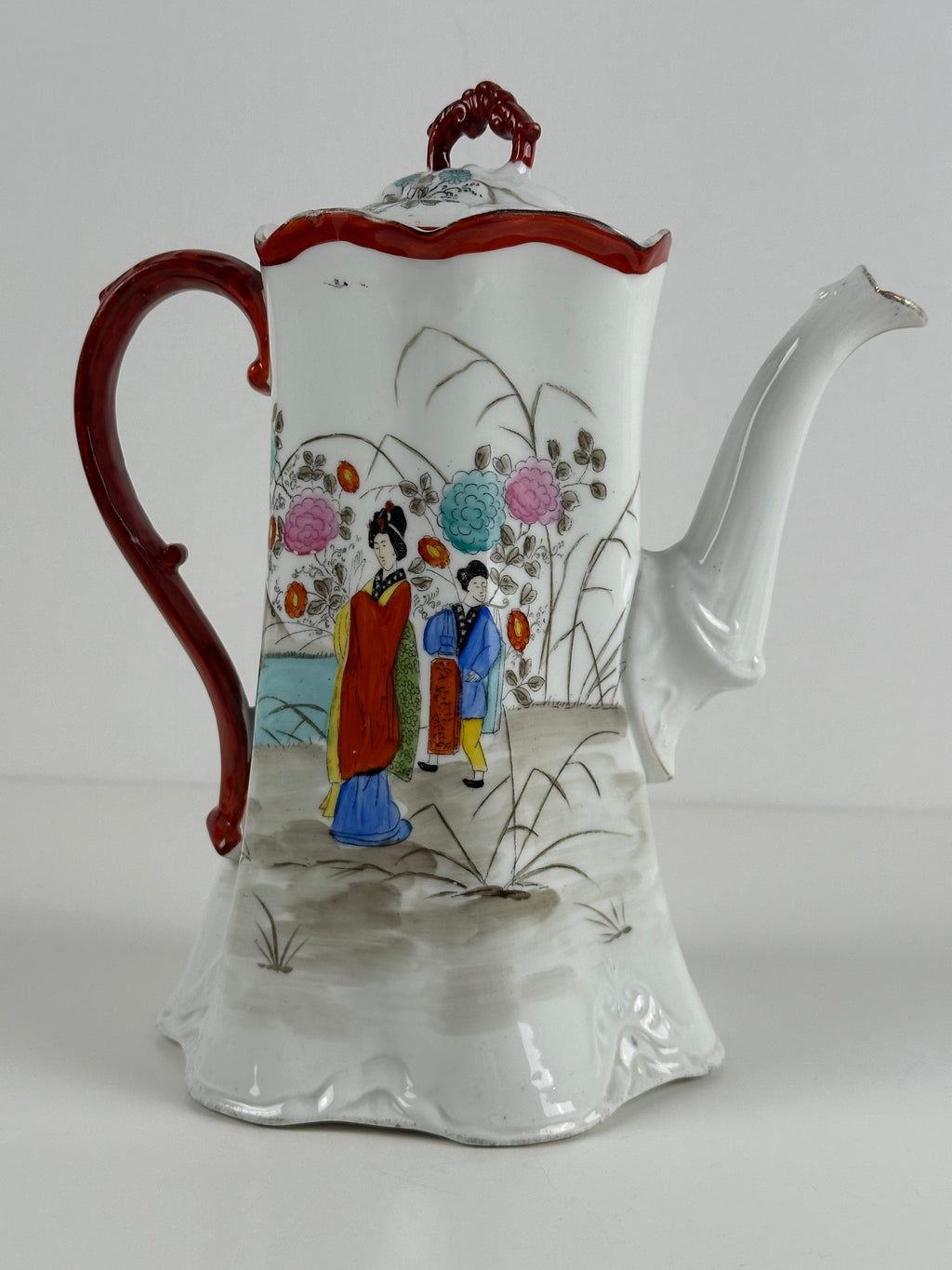 Vintage itämainen posliinikannu – käsinmaalattu – 23 cm