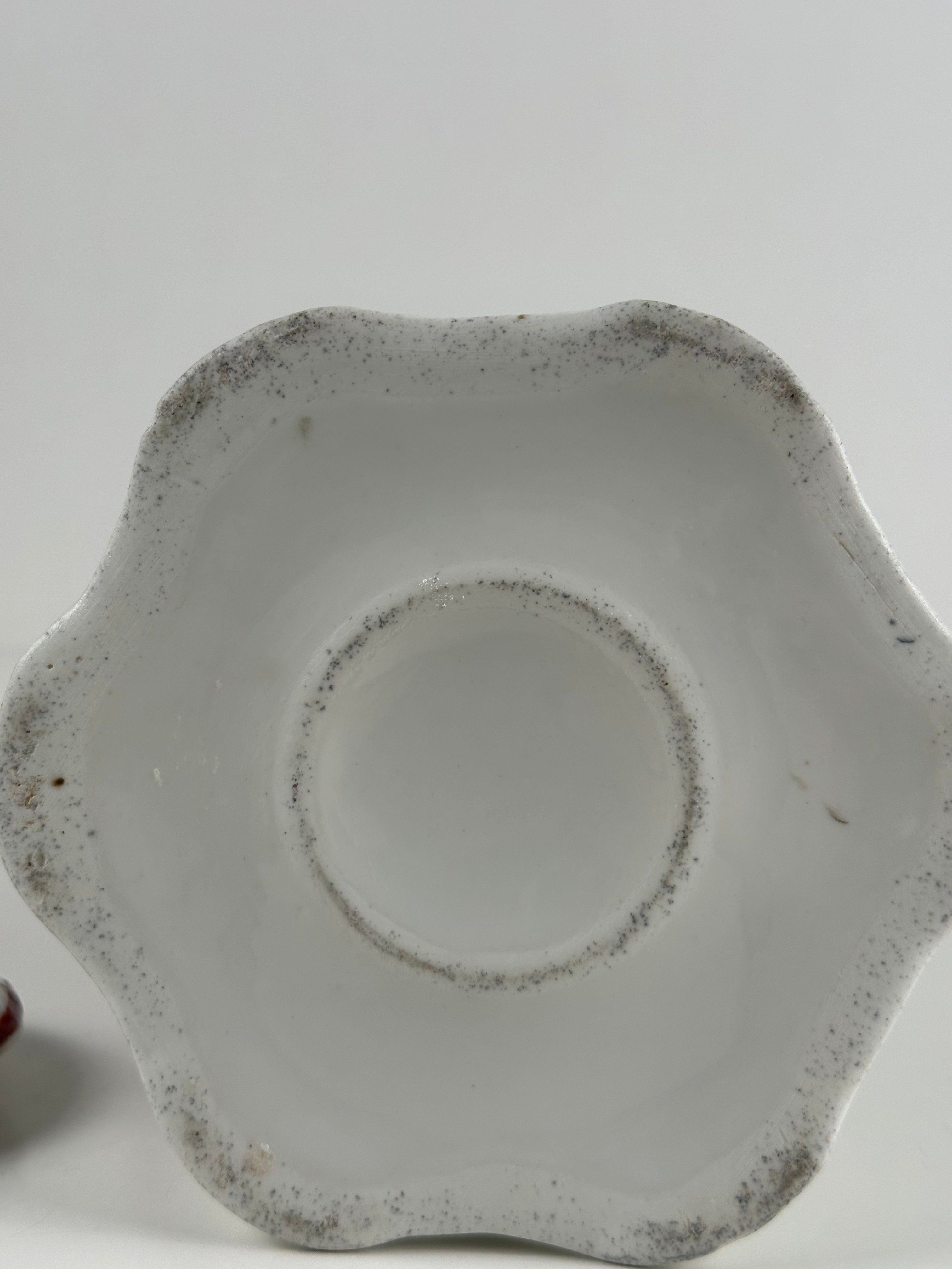 Vintage itämainen posliinikannu – käsinmaalattu – 23 cm