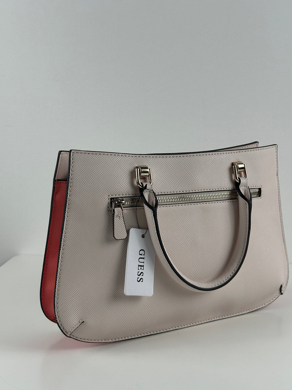 Guess Vikky Satchel – New product
