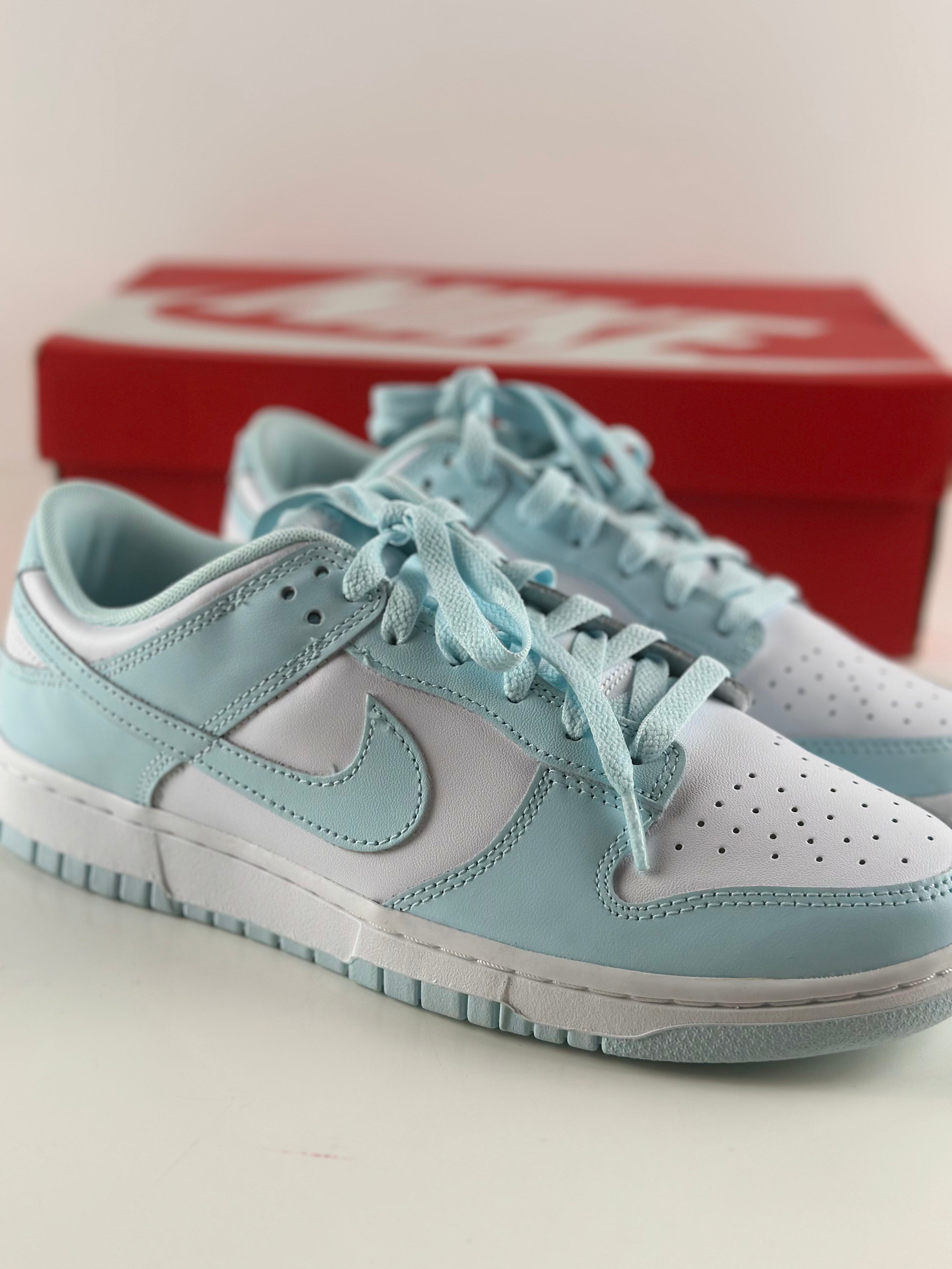 Nike Dunk Low Retro "White / Glacier Blue" Brand new