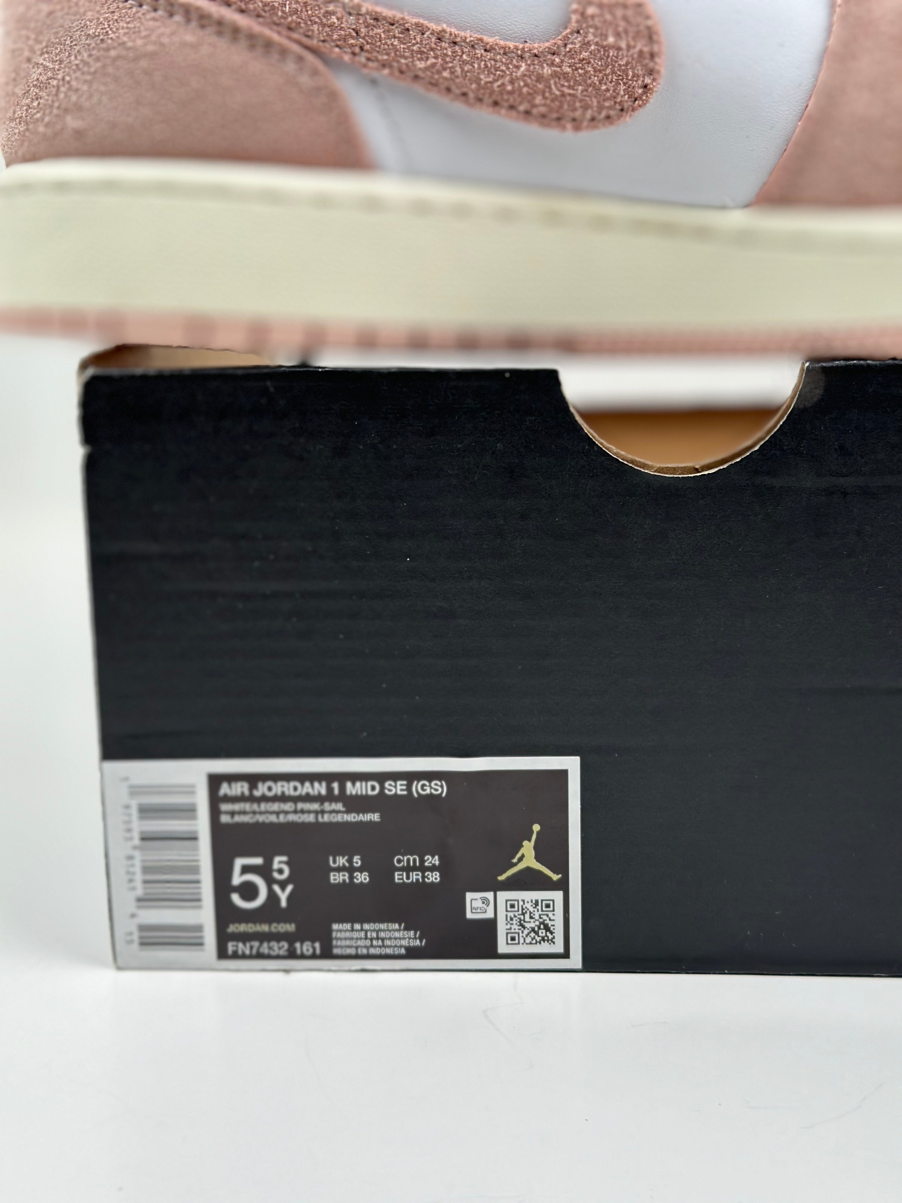 Air Jordan 1 Mid SE (GS) – Legend Pink (EU 38)