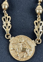 Aurinkoleijona – 18K kultainen kaulakoru