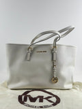 Michael Kors Jet Set Travel Tote – vaalea nahkalaukku