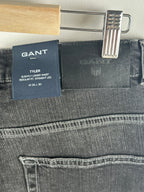 GANT “Tyler” farkut – koko W33/L30 (uusi, laput kiinni)