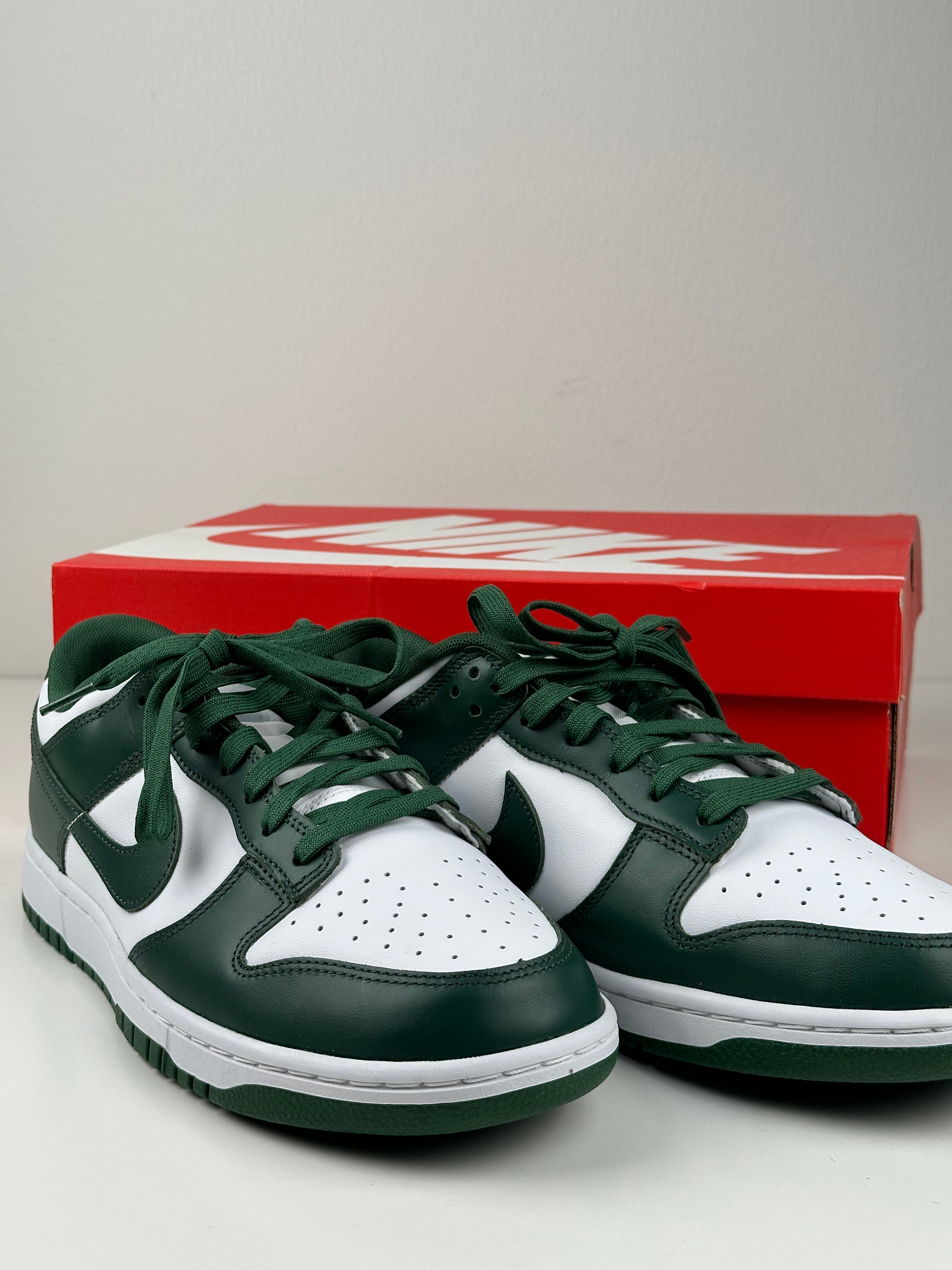 Nike Dunk Low Retro "Team Green"
