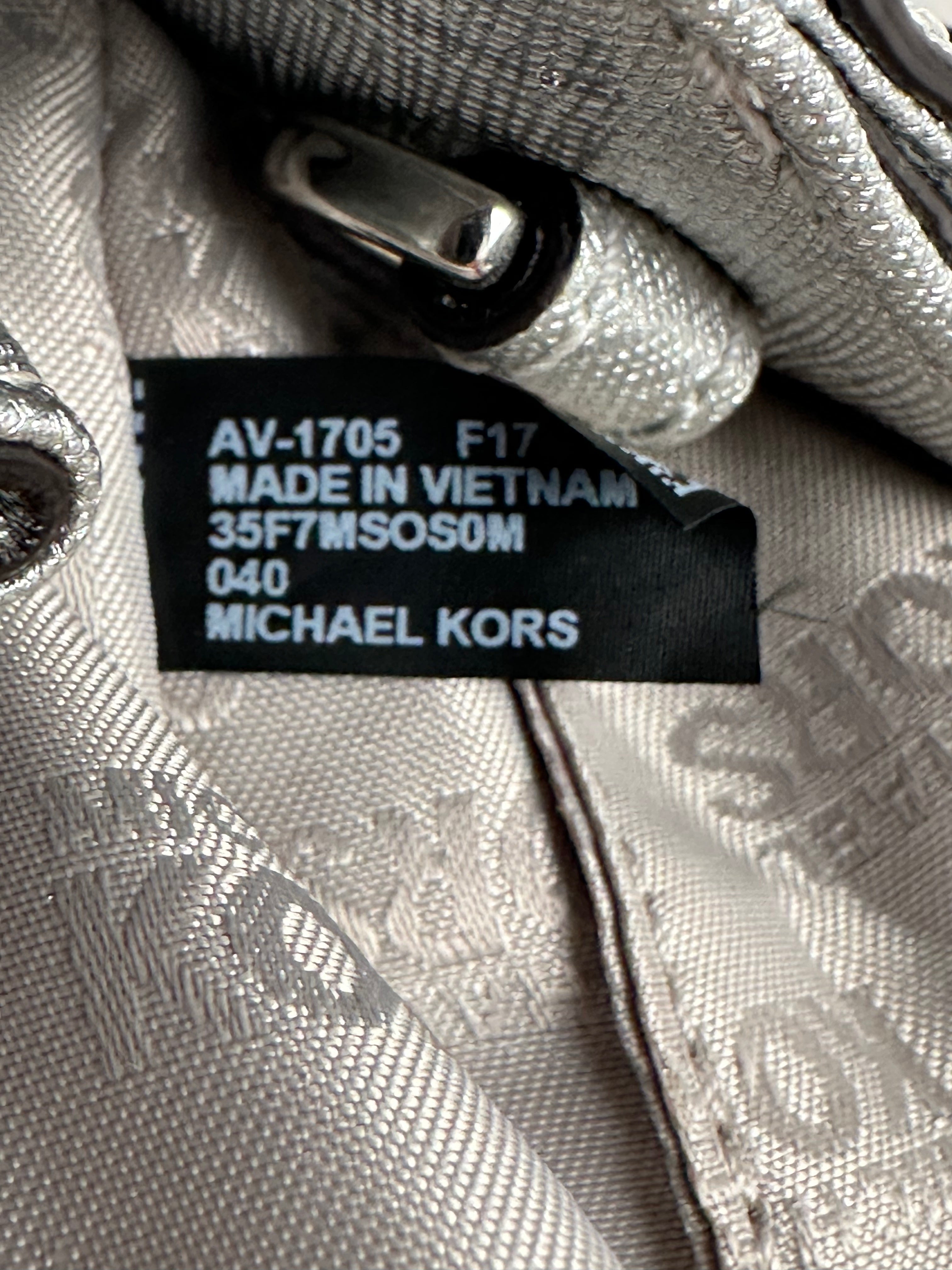 Michael Kors – hopea saffiano nahkalaukku
