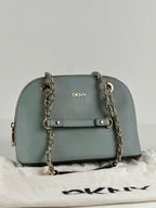 DKNY saffiano nahkalaukku
