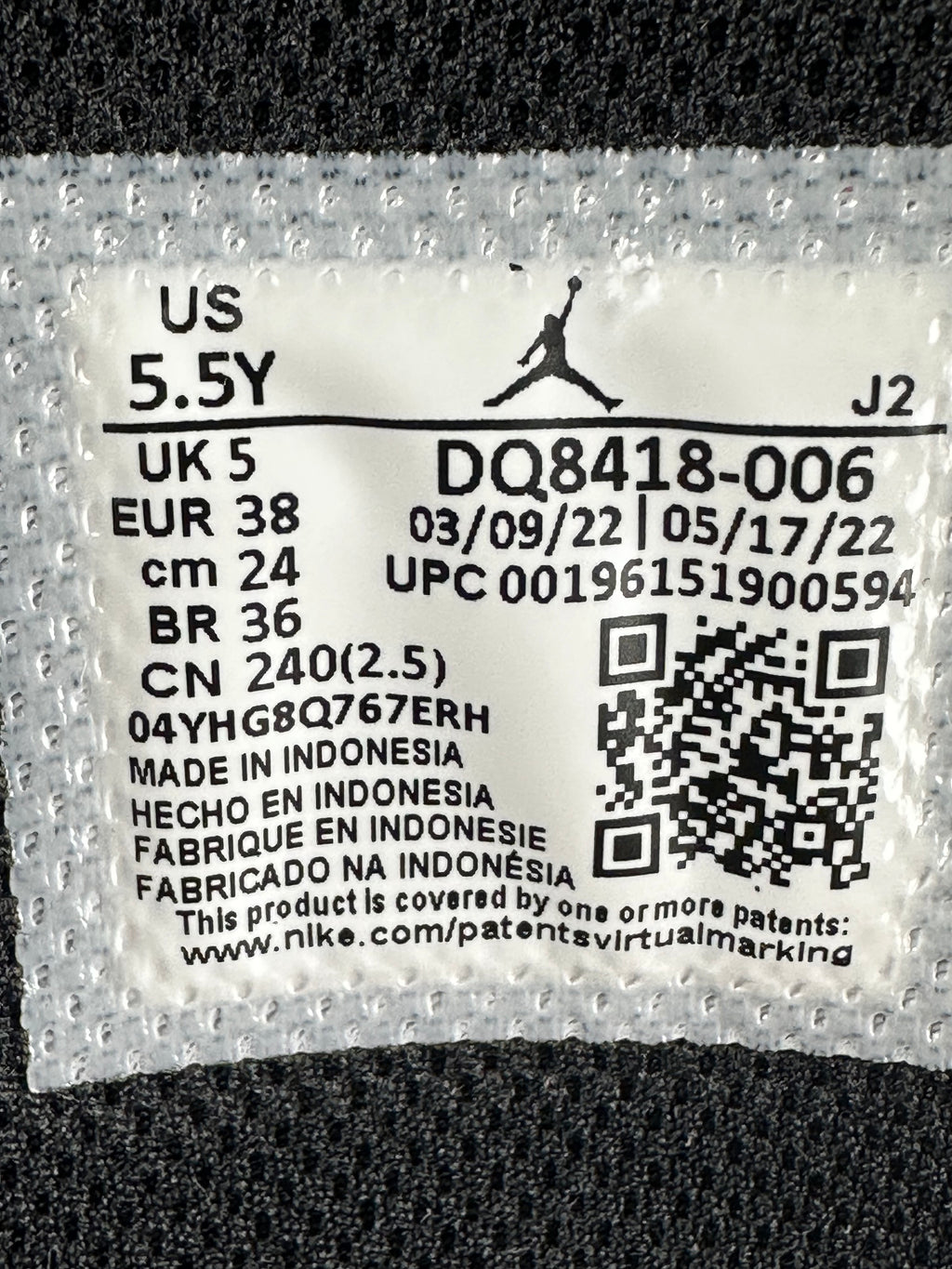 Air Jordan 1 Mid SE (GS) – Black / Fire Red / Malachite – EU 38