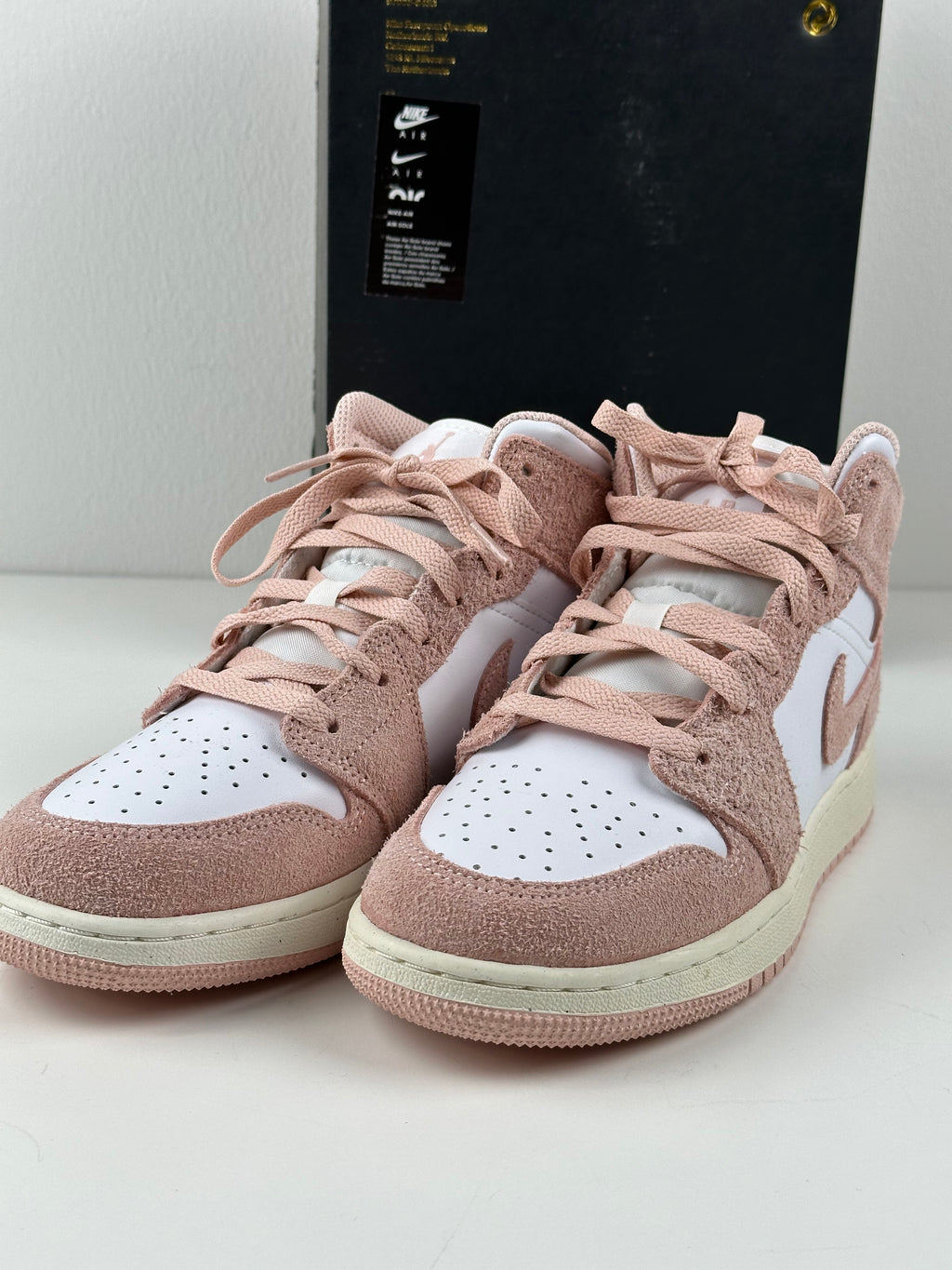 Air Jordan 1 Mid SE (GS) – Legend Pink (EU 38)