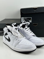 Air Jordan 1 Mid White/Black