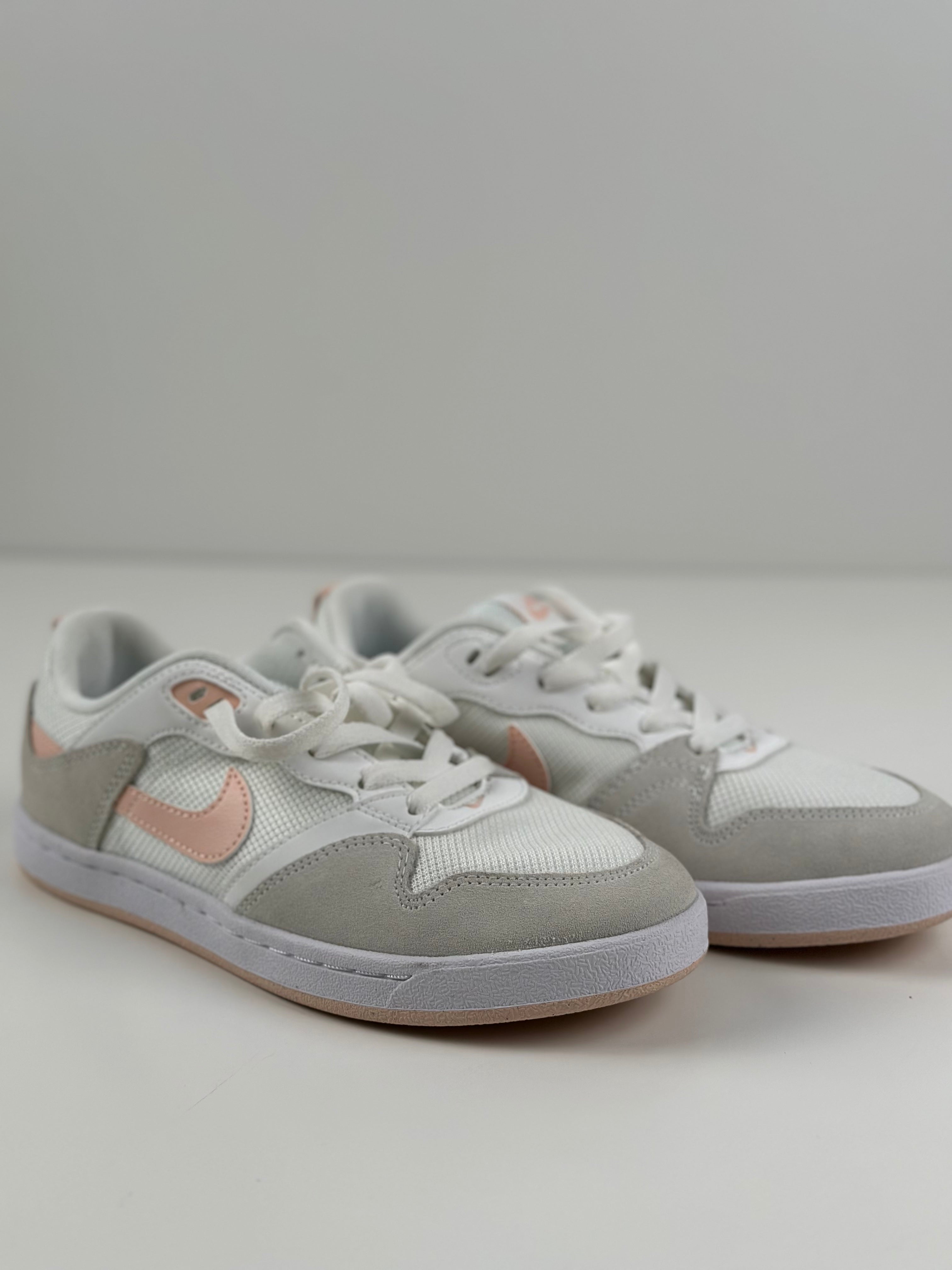 Nike SB Alleyoop (GS) – tyylikkäät ja siistit skeittikengät