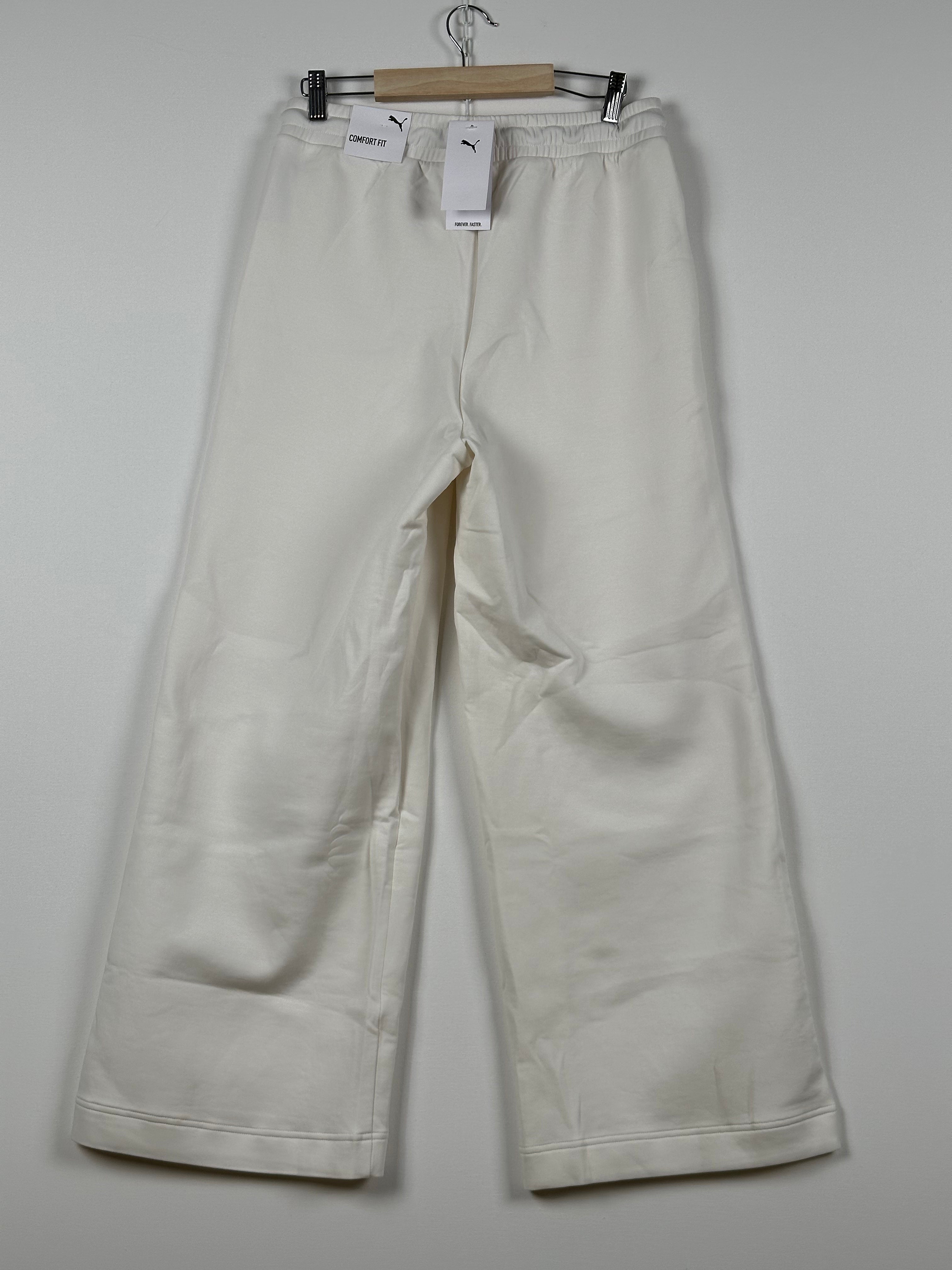 PUMA Comfort Fit -collegehousut – valkoinen