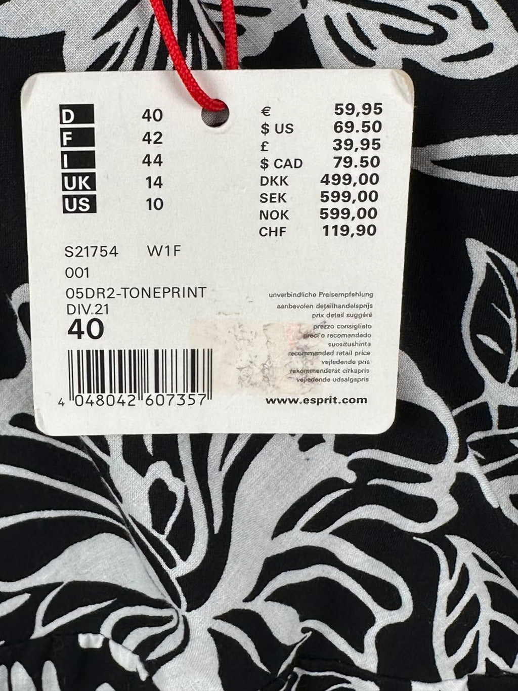 Esprit kukkamekko, koko 40
