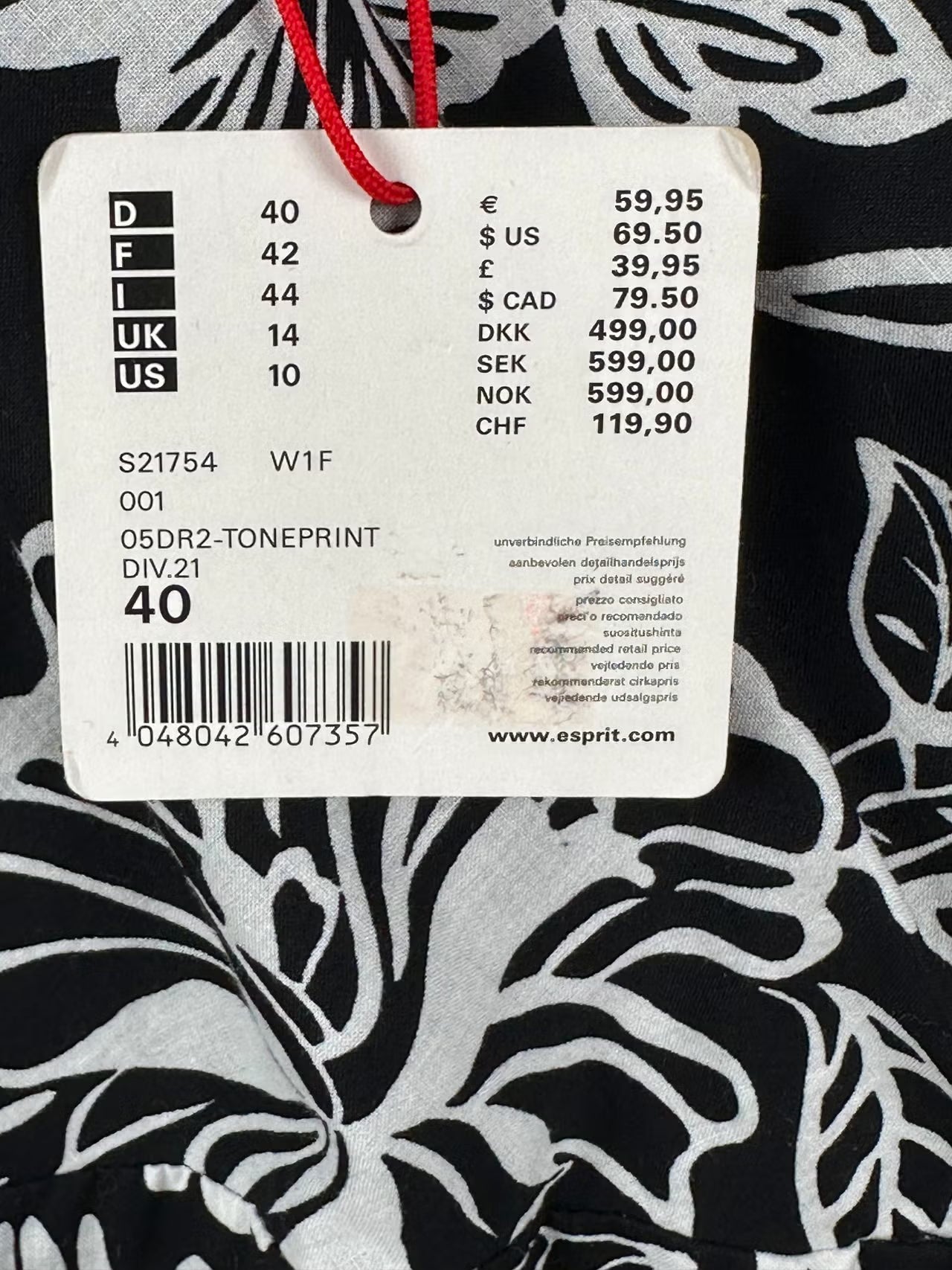 Esprit kukkamekko, koko 40